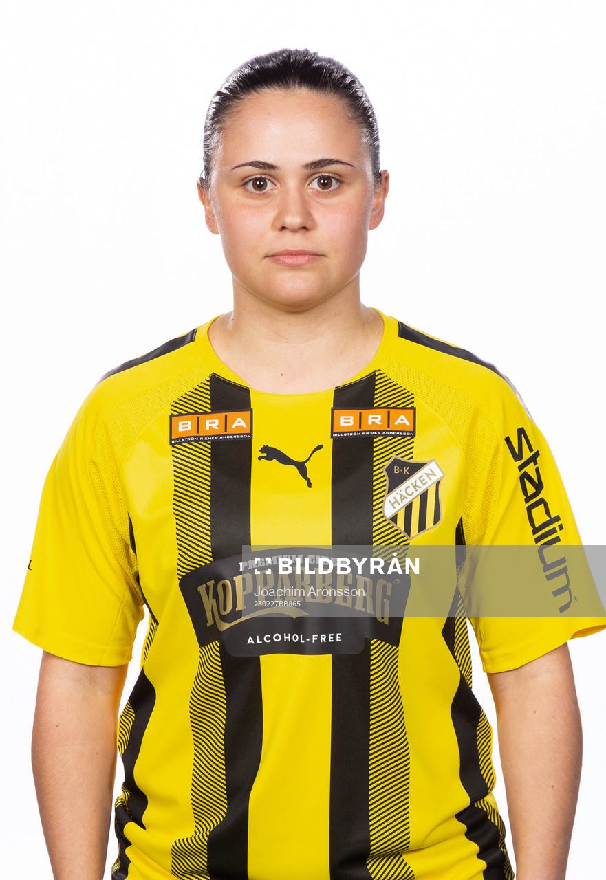 Häckens Amna Lihovic poserar för ett porträtt den 27 februari 2023 i Göteborg.