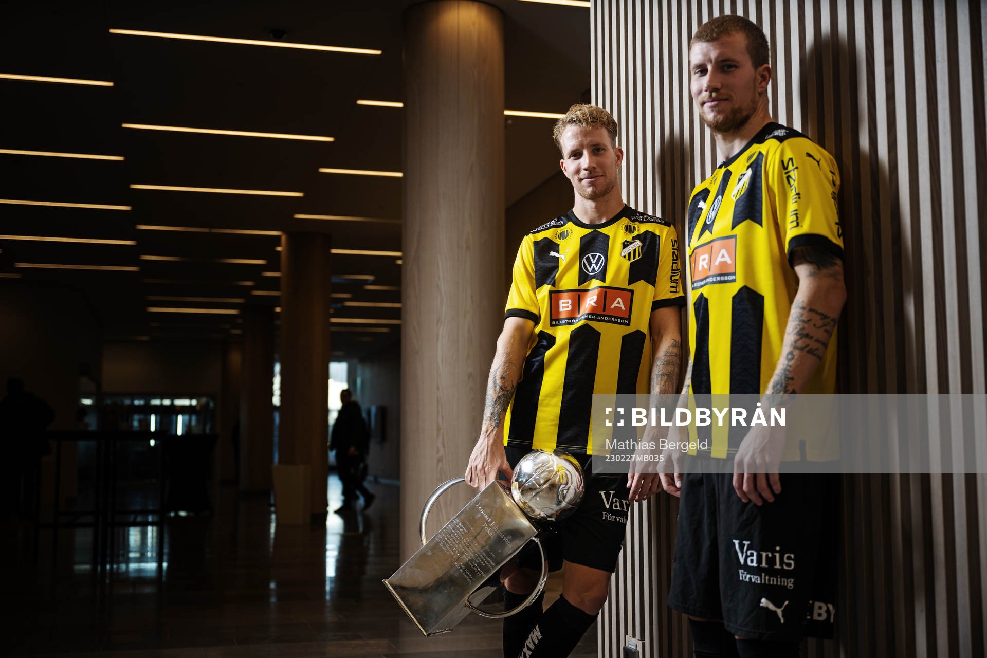 Samuel Gustafson och Simon Gustafson med Lennart Johanssons