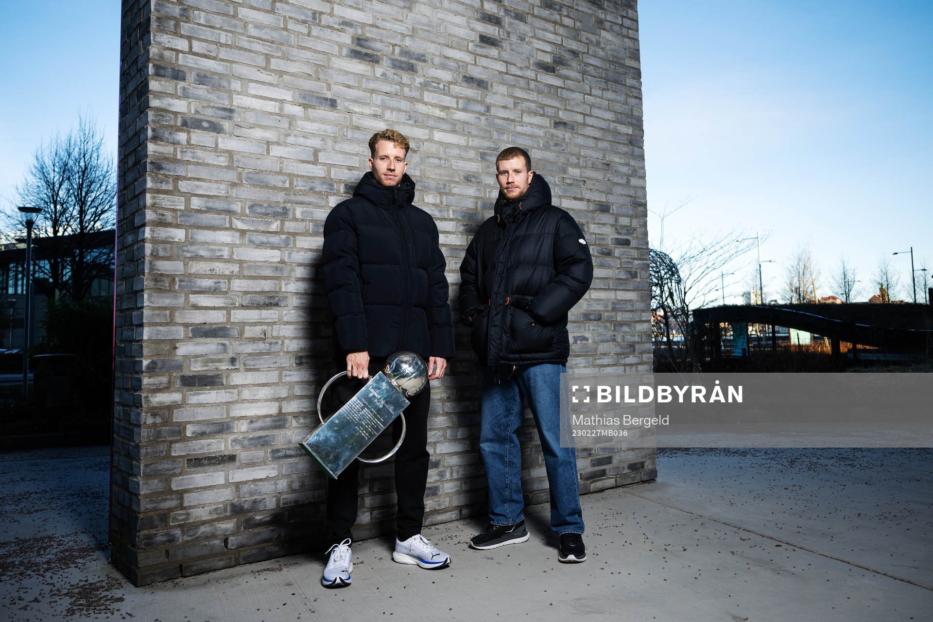 Samuel Gustafson och Simon Gustafson med Lennart Johanssons
