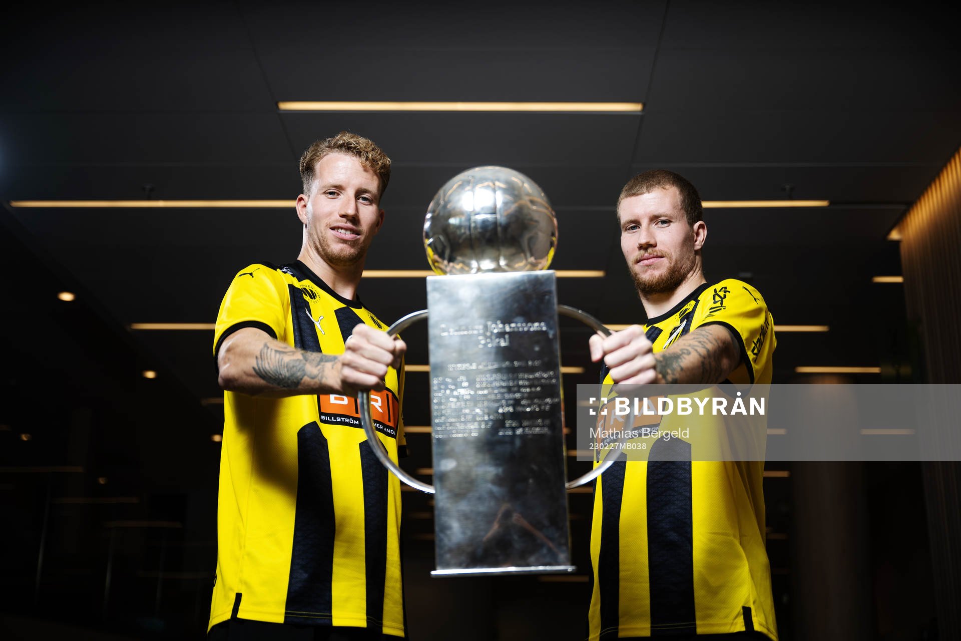Samuel Gustafson och Simon Gustafson med Lennart Johanssons