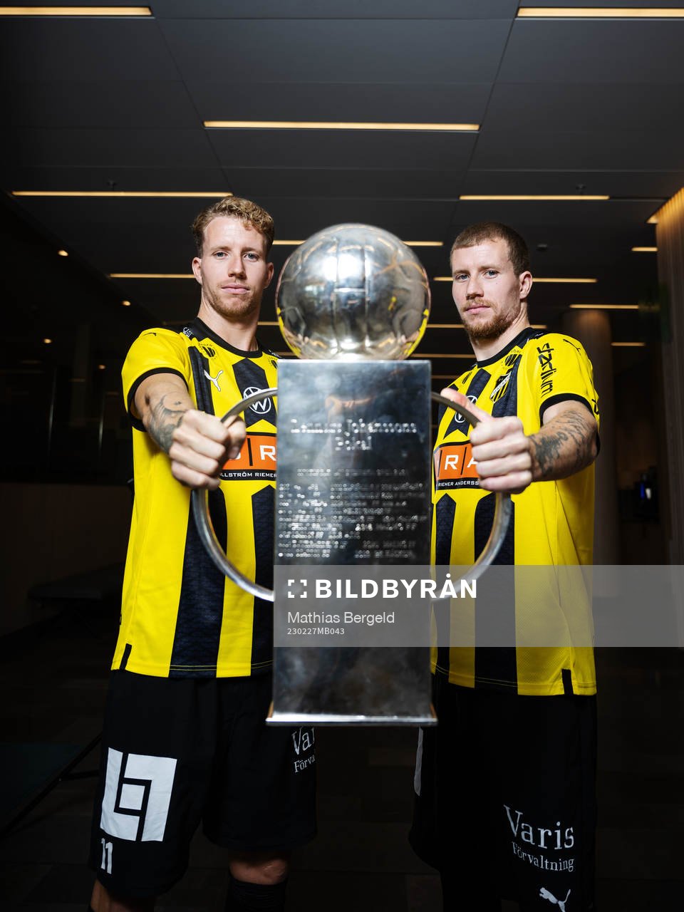 Samuel Gustafson och Simon Gustafson med Lennart Johanssons