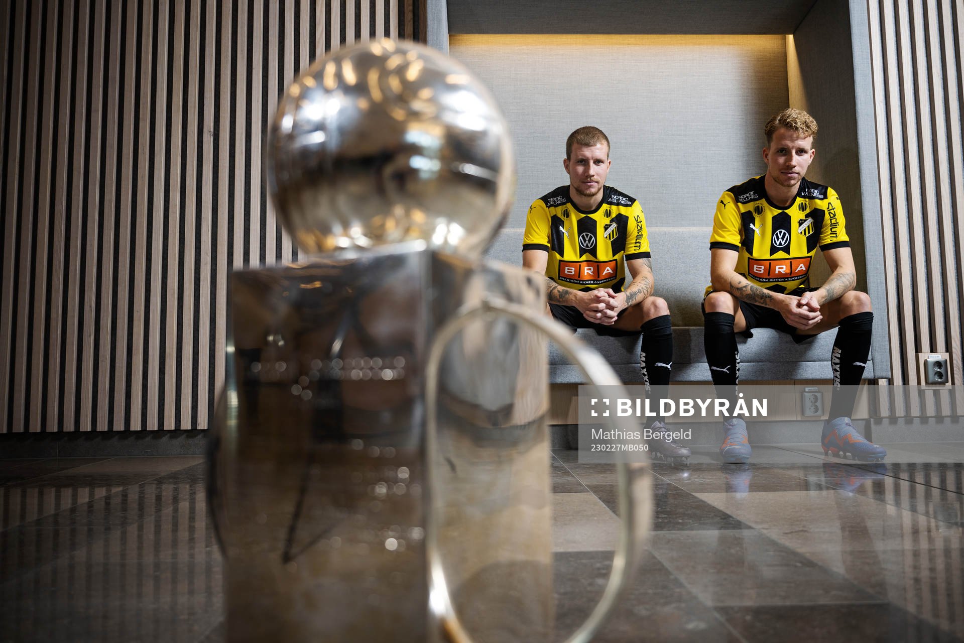 Simon Gustafson och Samuel Gustafson med Lennart Johanssons