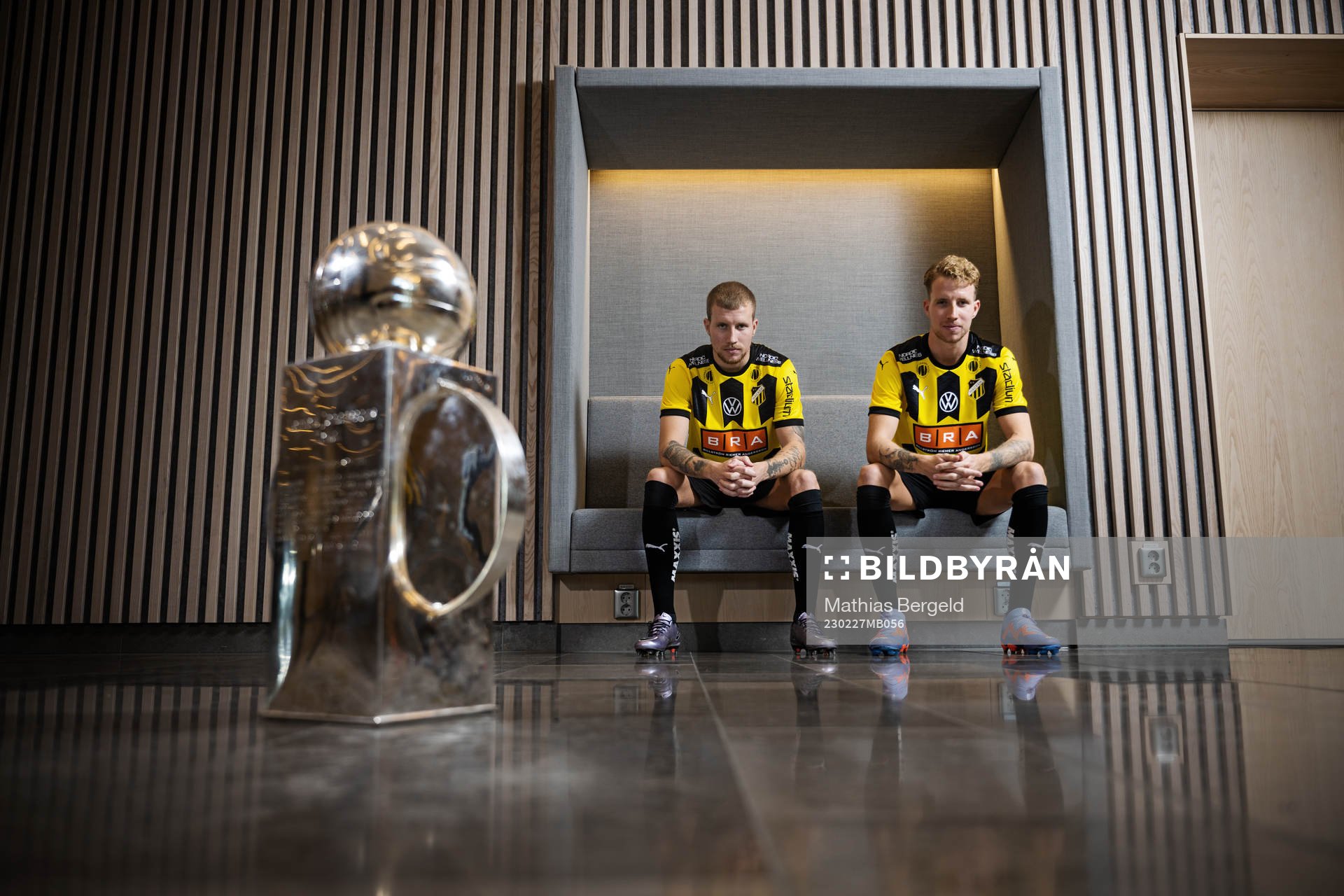 Simon Gustafson och Samuel Gustafson med Lennart Johanssons