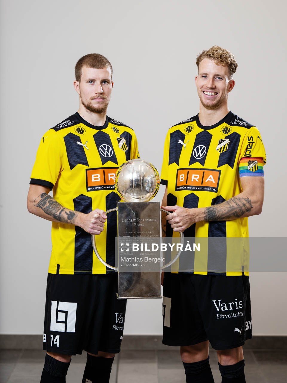 Simon Gustafson och Samuel Gustafson med Lennart Johanssons