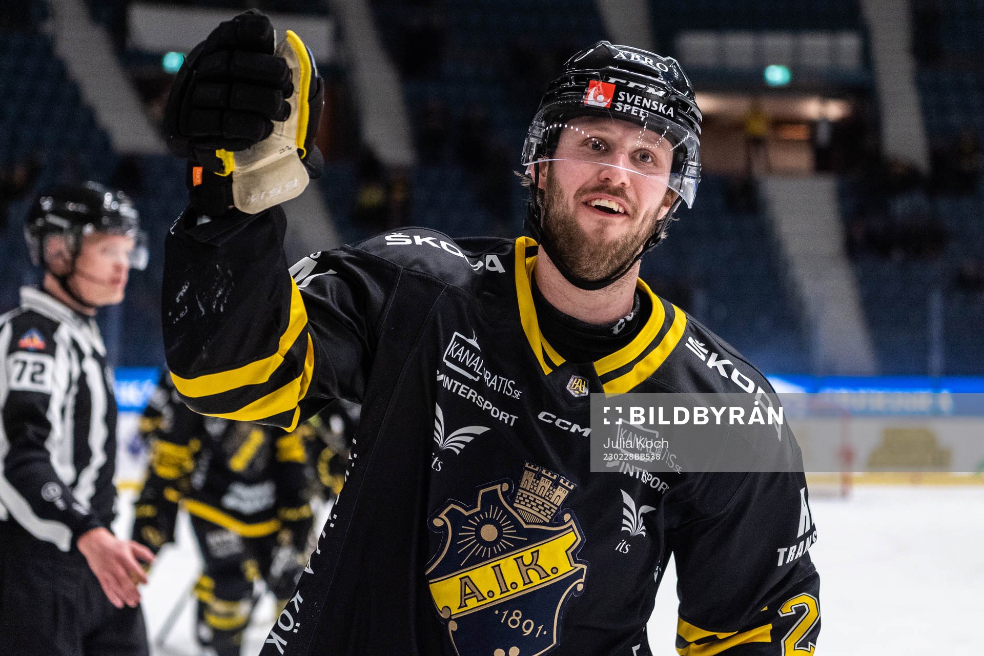 AIKs Erik Flood jublar