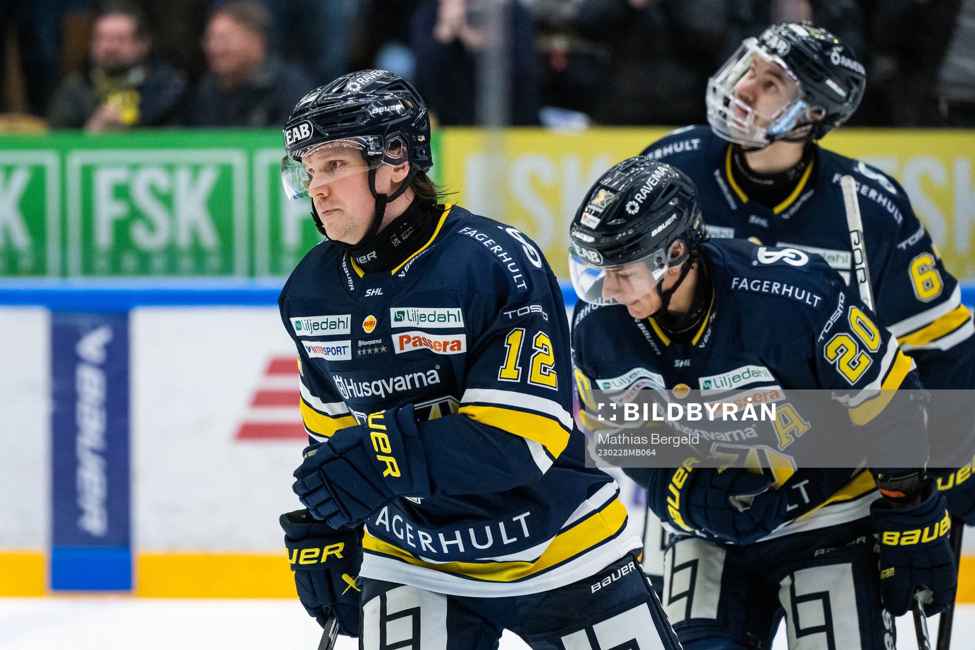HV71s Kalle Maalahti jublar
