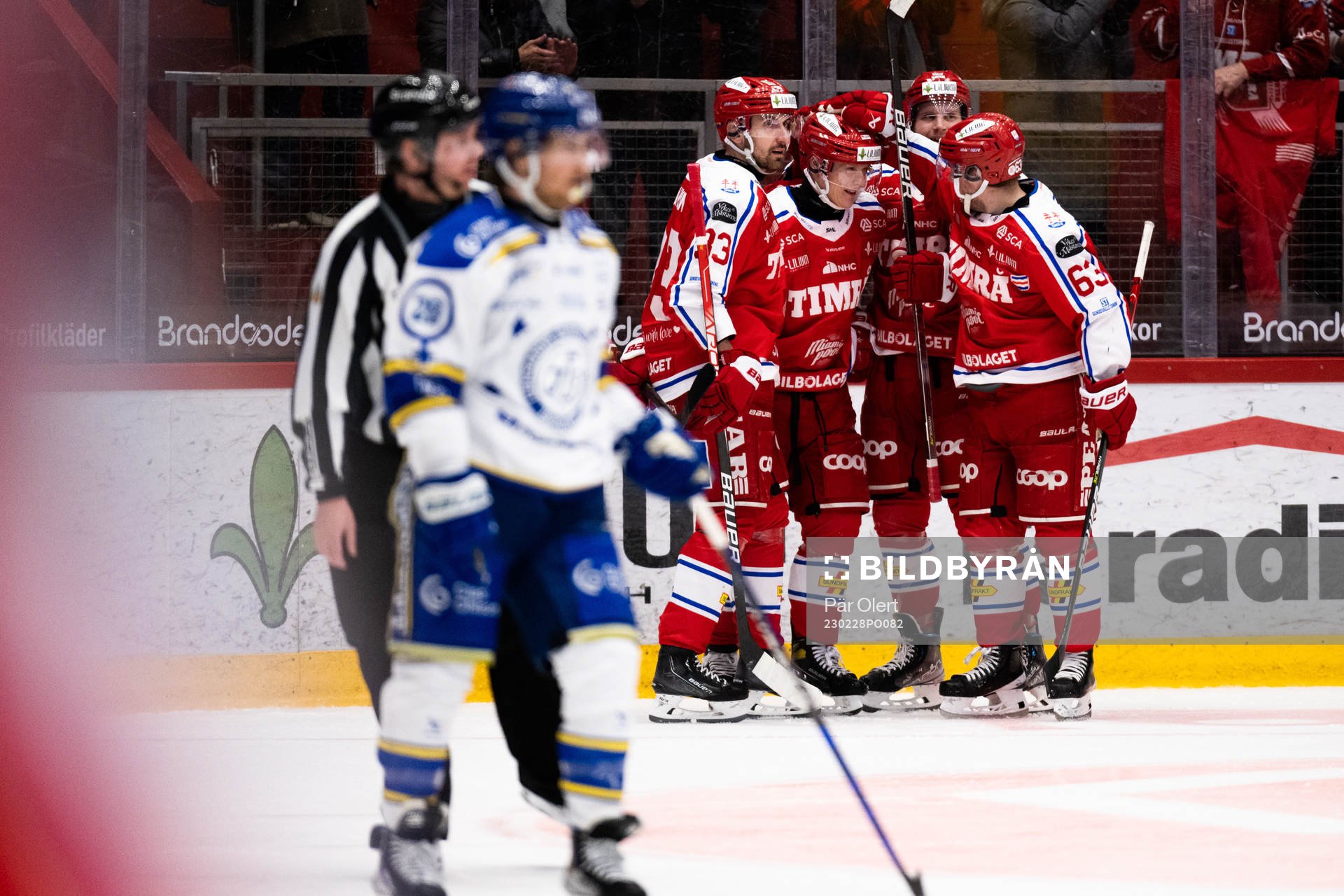 Timrås Olli Palola jublar