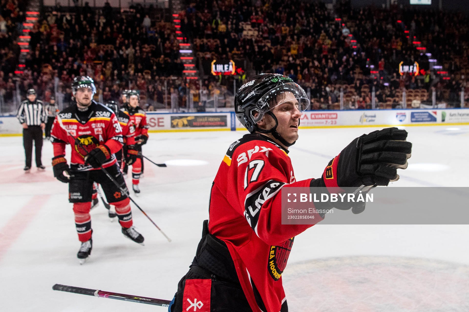 o230228 Luleås Isac Brännström jublar
