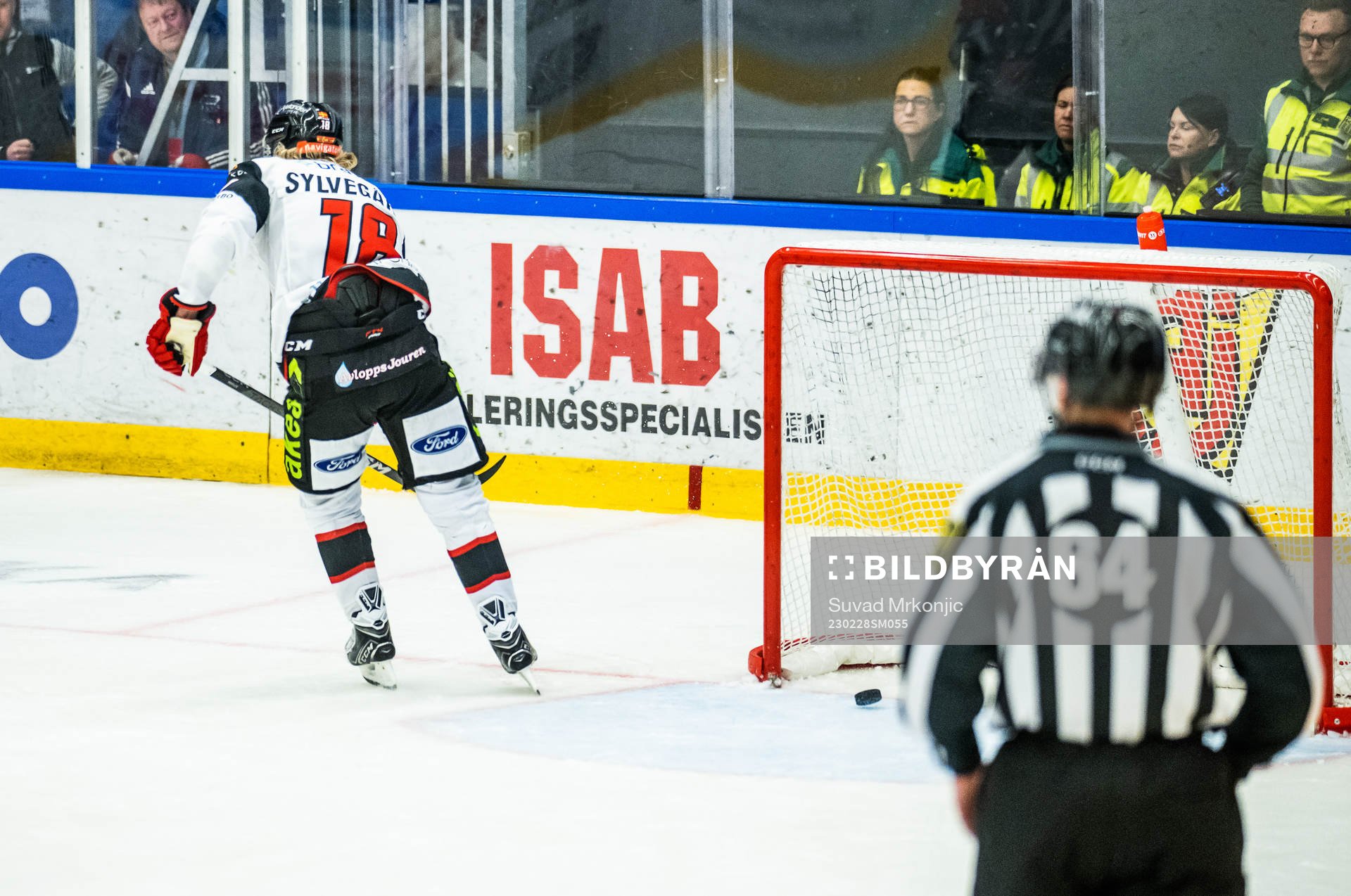 Malmö Redhawks Marcus Sylvegård jublar