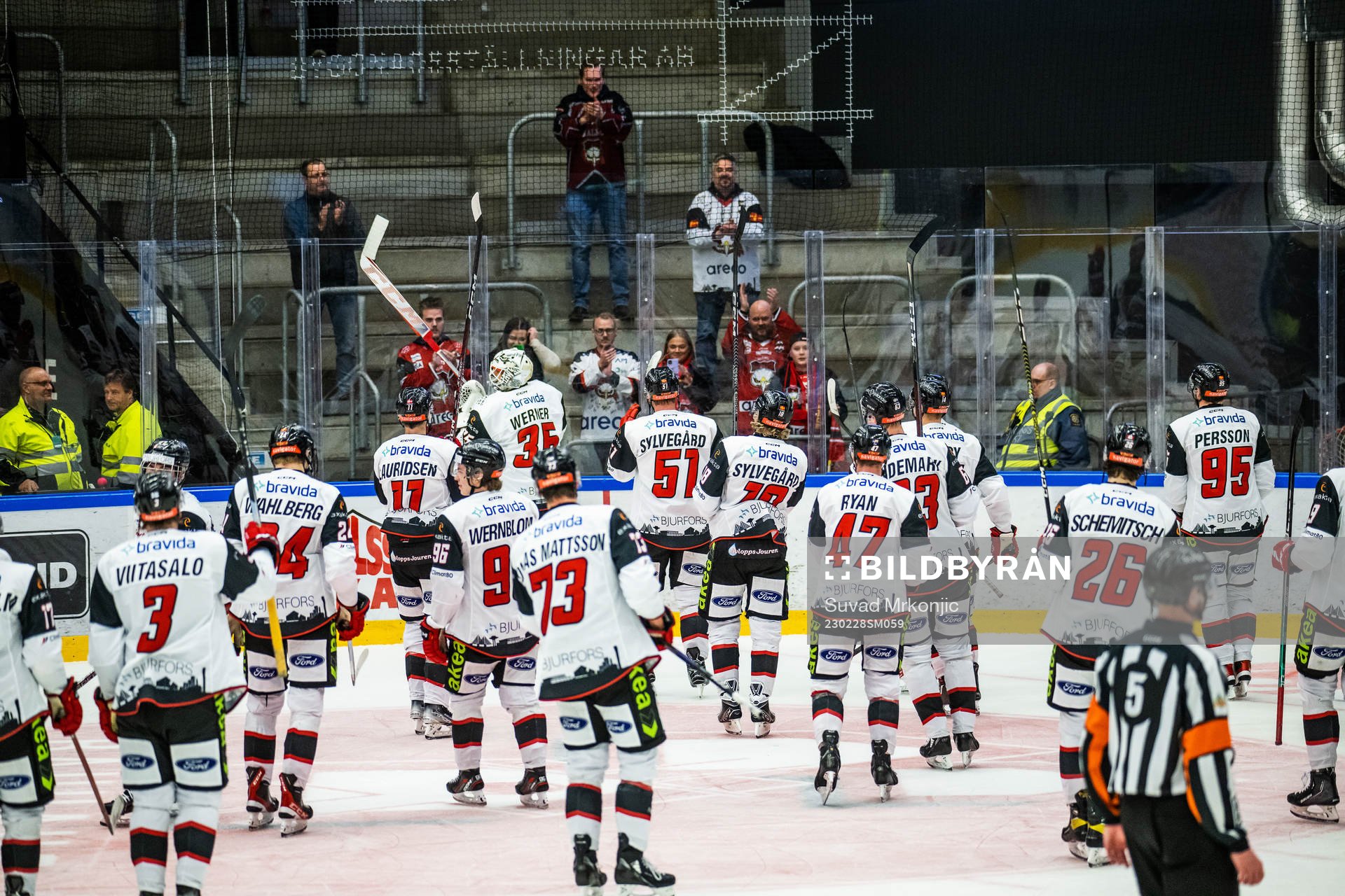 Malmö Redhawks spelare jublar