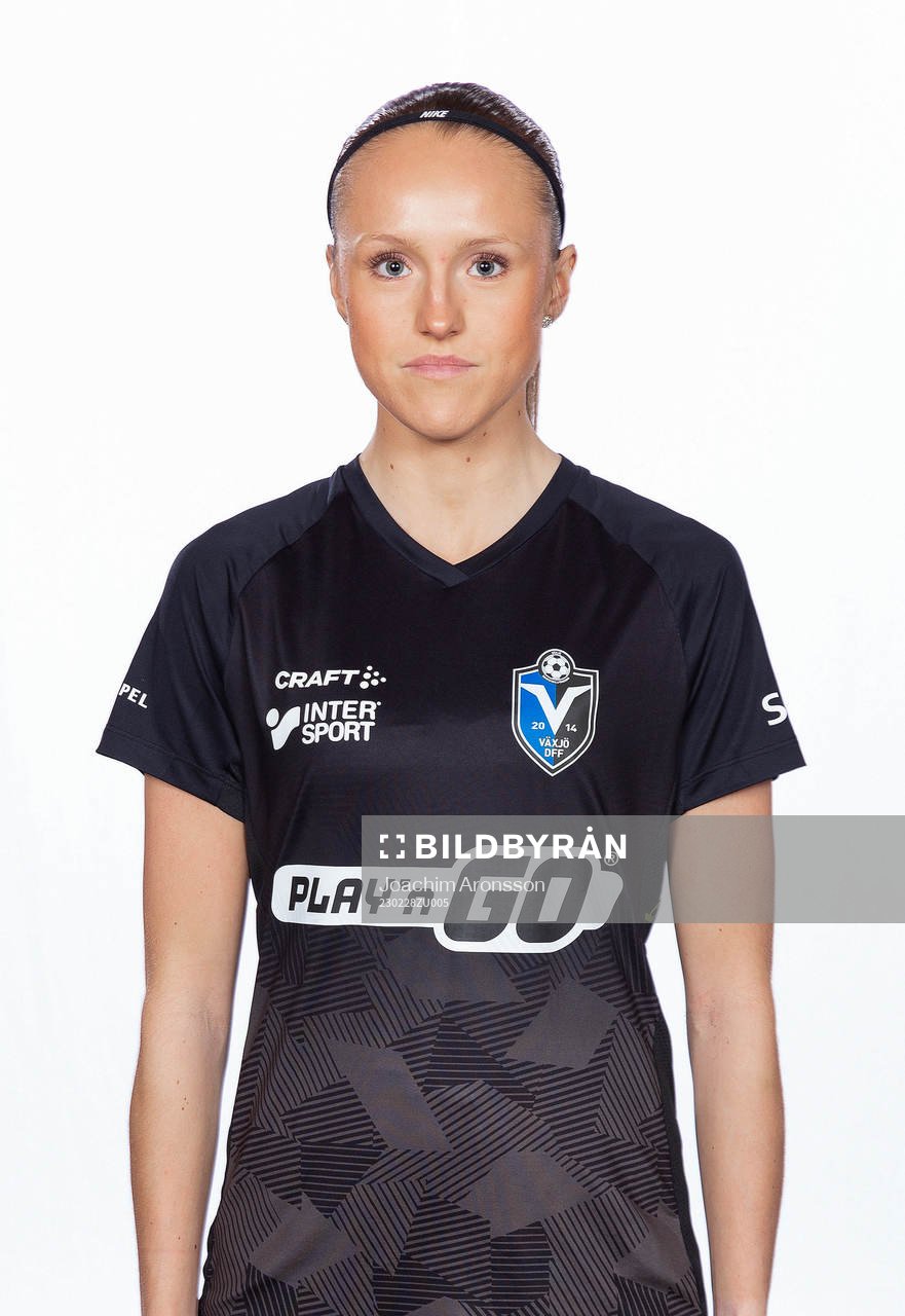 Växjös Ella Nilsson poserar för ett porträtt den 28 februari 2023 i Växjö.