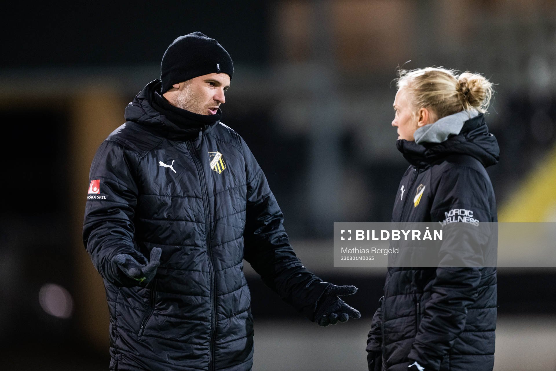 Häckens tränare Robert Vilahamn och Molly Johansson