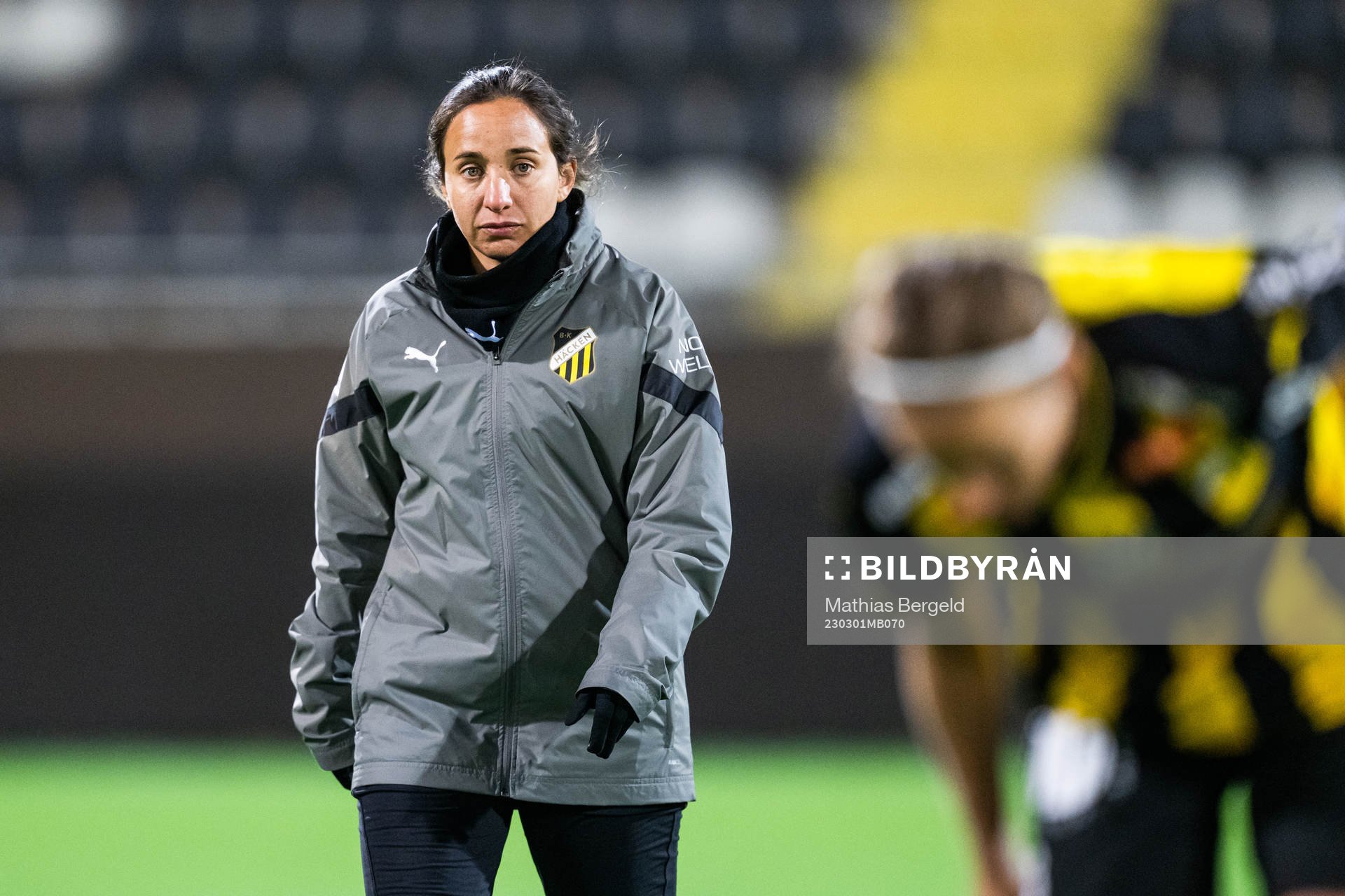 Häckens assisterande tränare Bri Campos efter träningsmatchen i fotboll mellan Häcken och Jitex den 1 mars 2023 i Göteborg. 