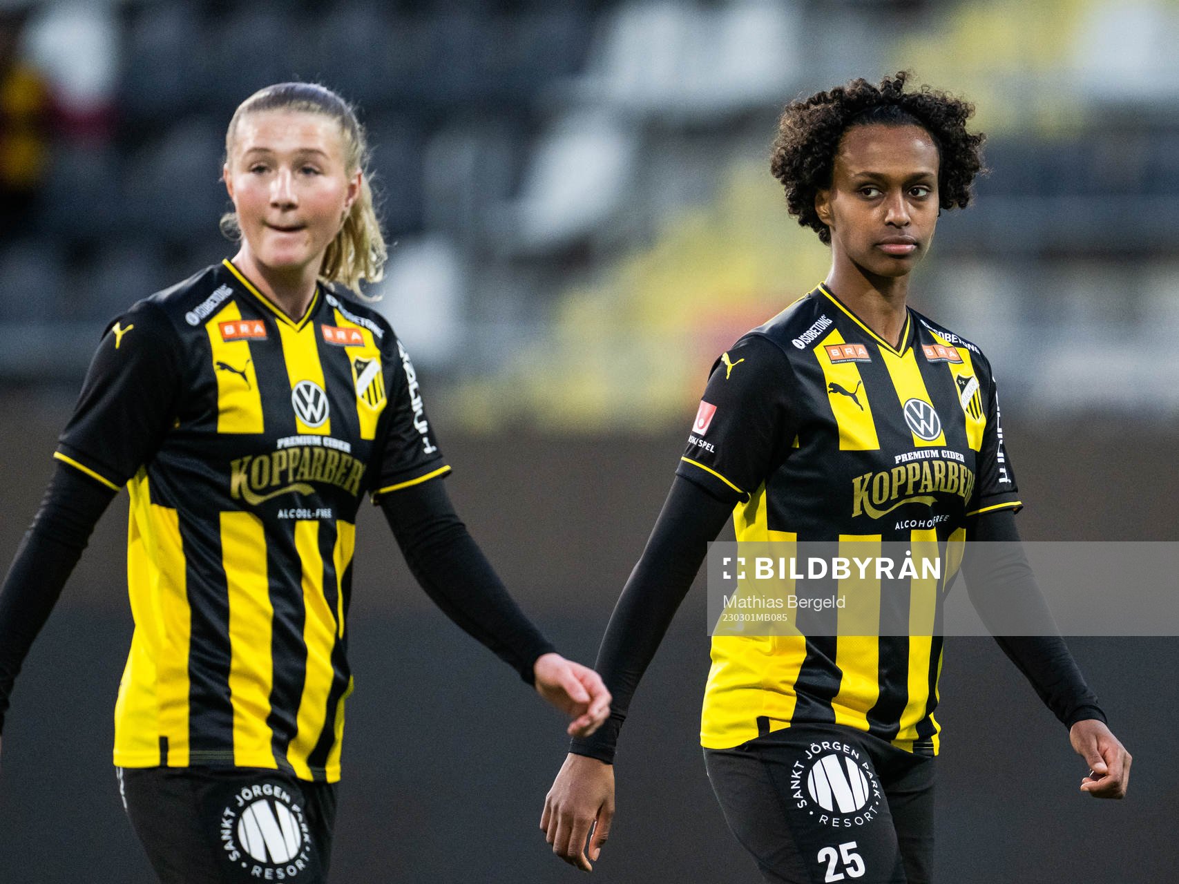 Häckens Alexandra Larsson och Hanna Lofthammar
