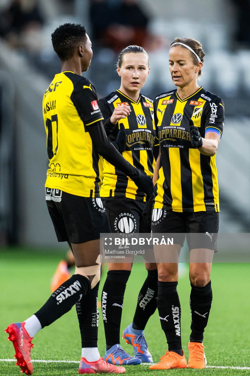 Häckens Aisha Masaka, Marika Bergman Lundin och Aivi Luik