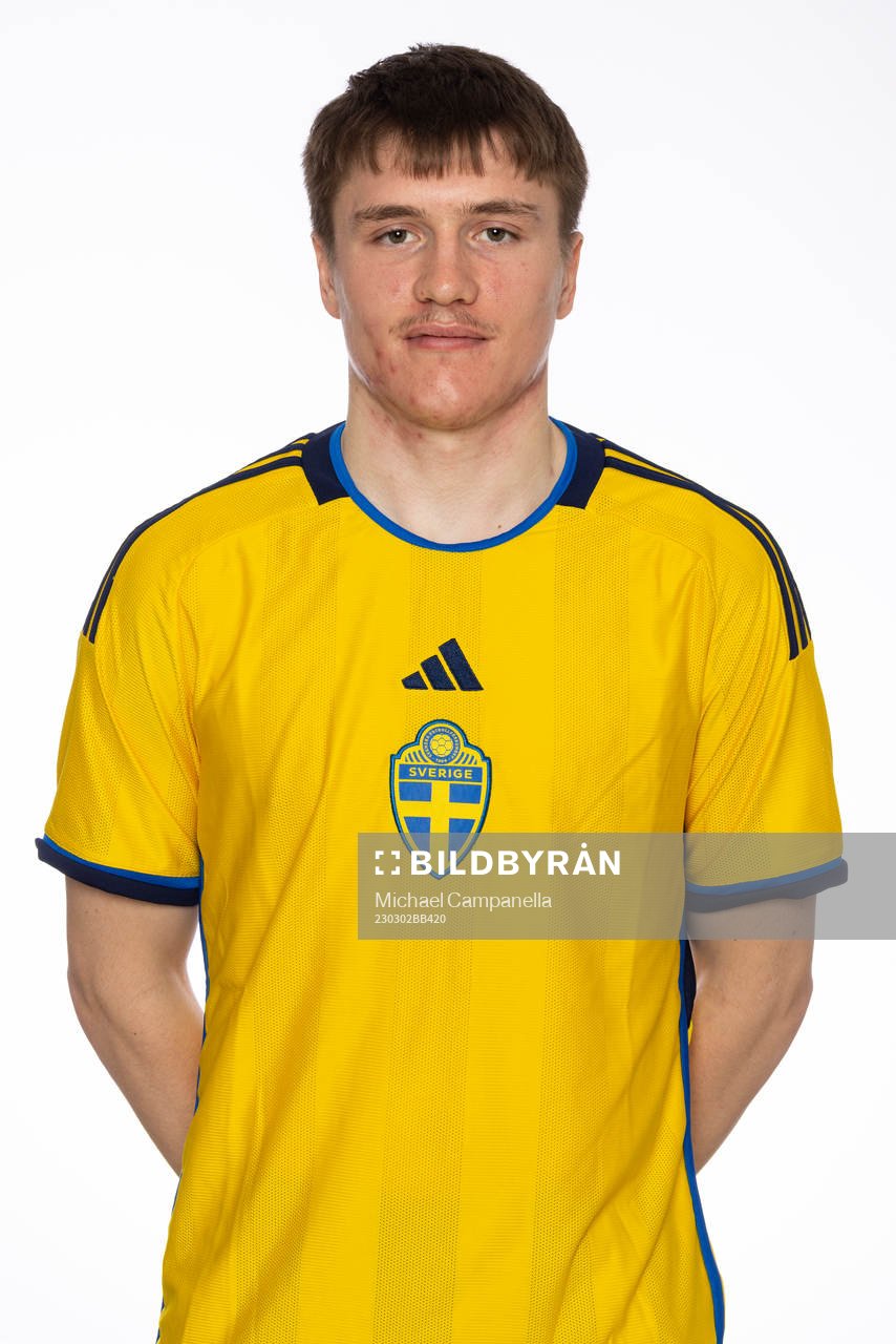 Alex Lindelöv