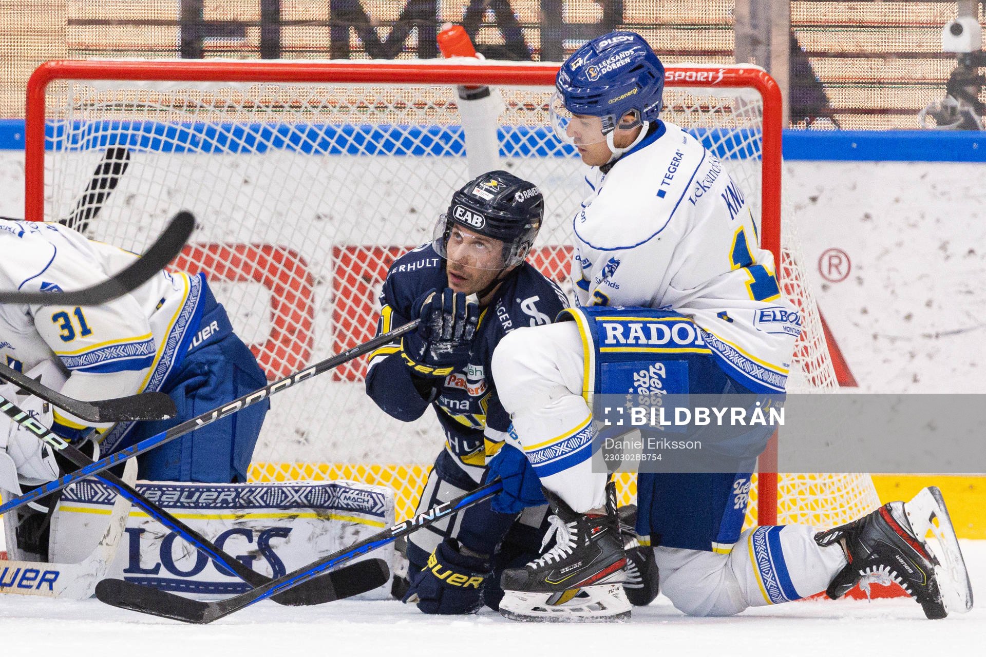 HV71s Andy Miele och Leksands Jon Knuts