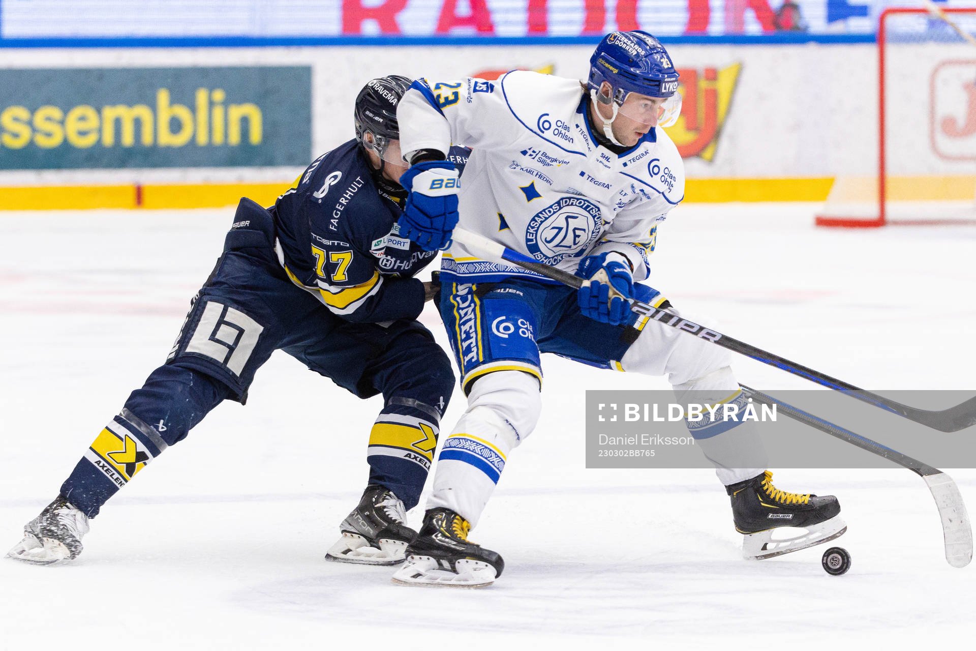 HV71s Herman Hansson och Leksands Mikael Ruohomaa
