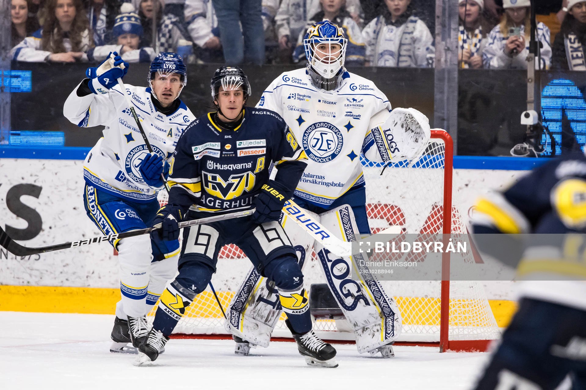 Leksands Patrik Noren och HV71s André Petersson och