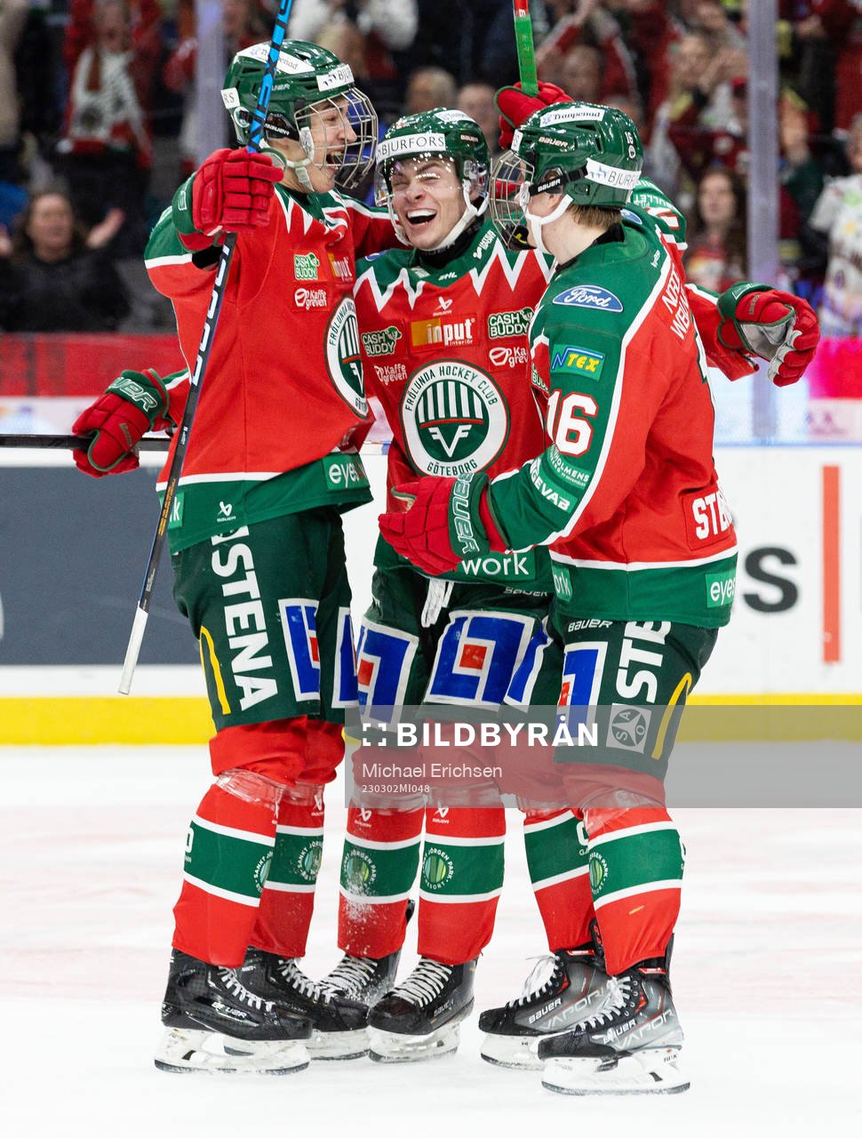 Frölundas Isac Born , David Edstrom och Otto Stenberg
