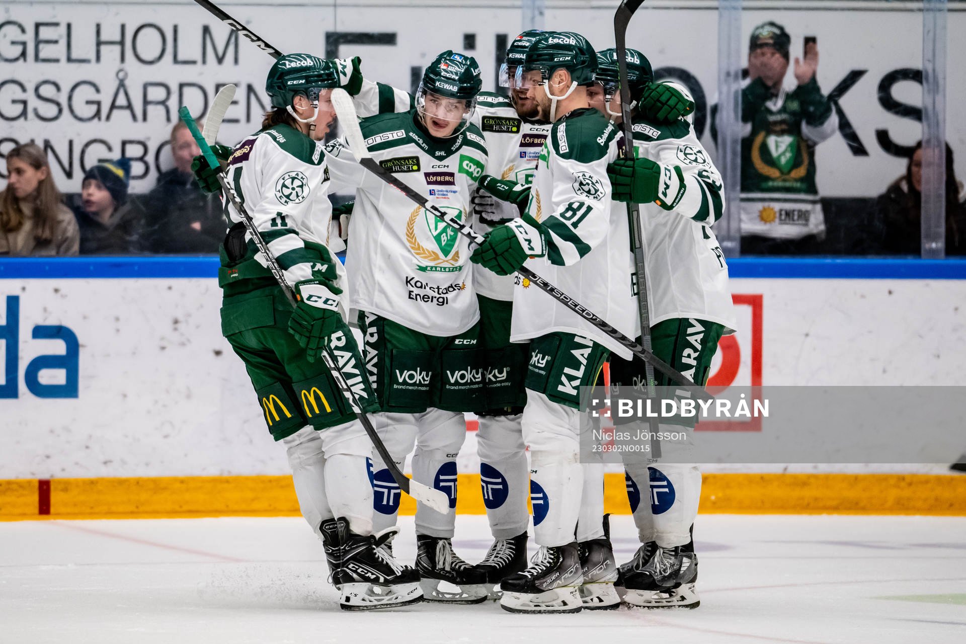 Färjestads Lucas Forsell jublar