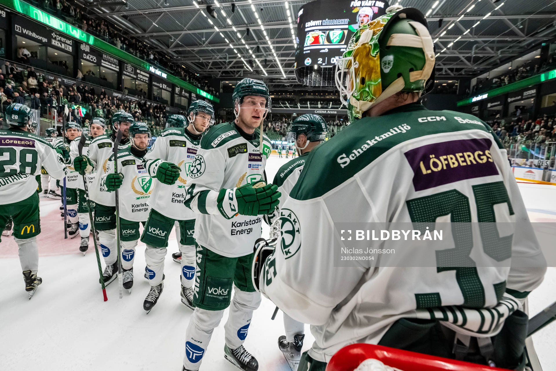 Färjestads Victor Ejdsell  jublar