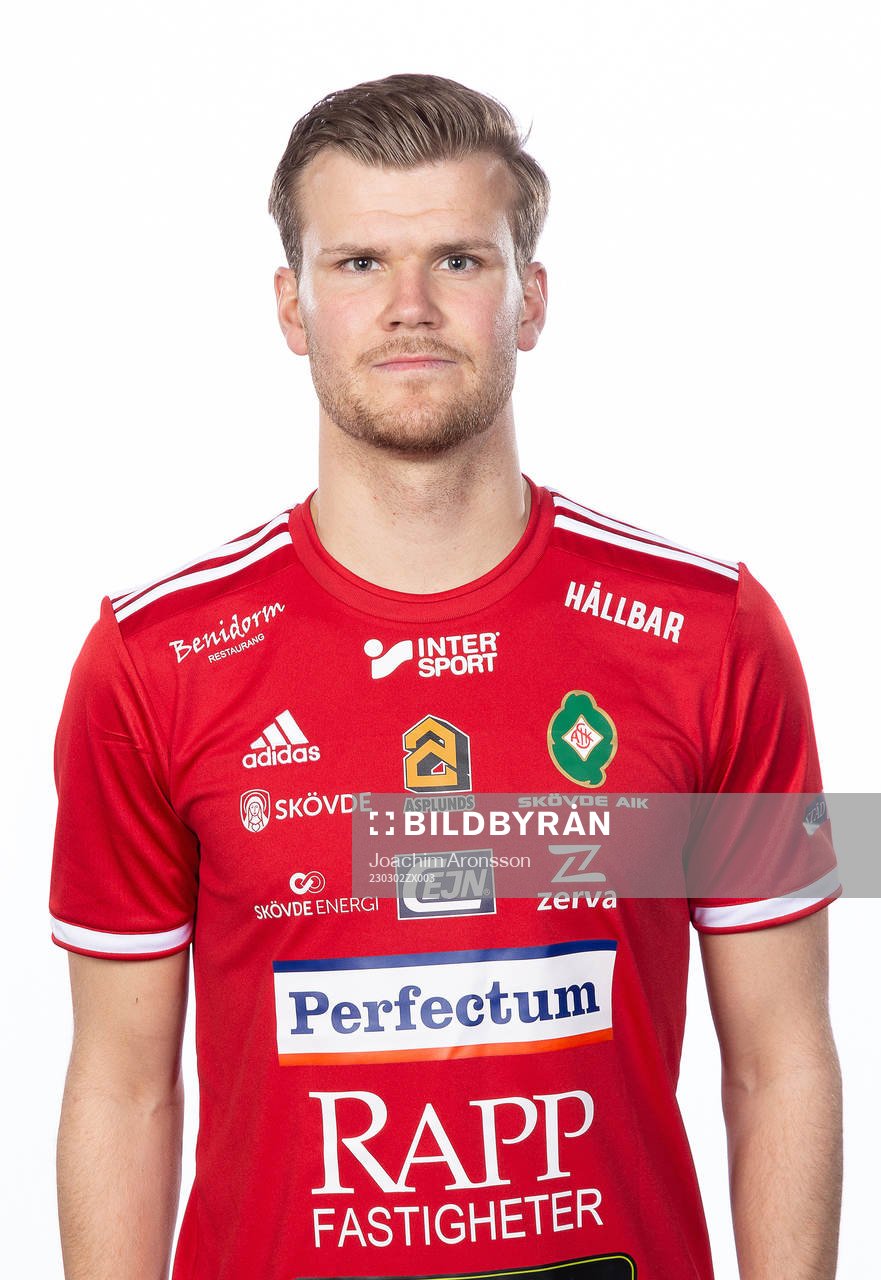 Skövdes Elias Lindell poserar för ett porträtt den 2 mars 2023 i Skövde.