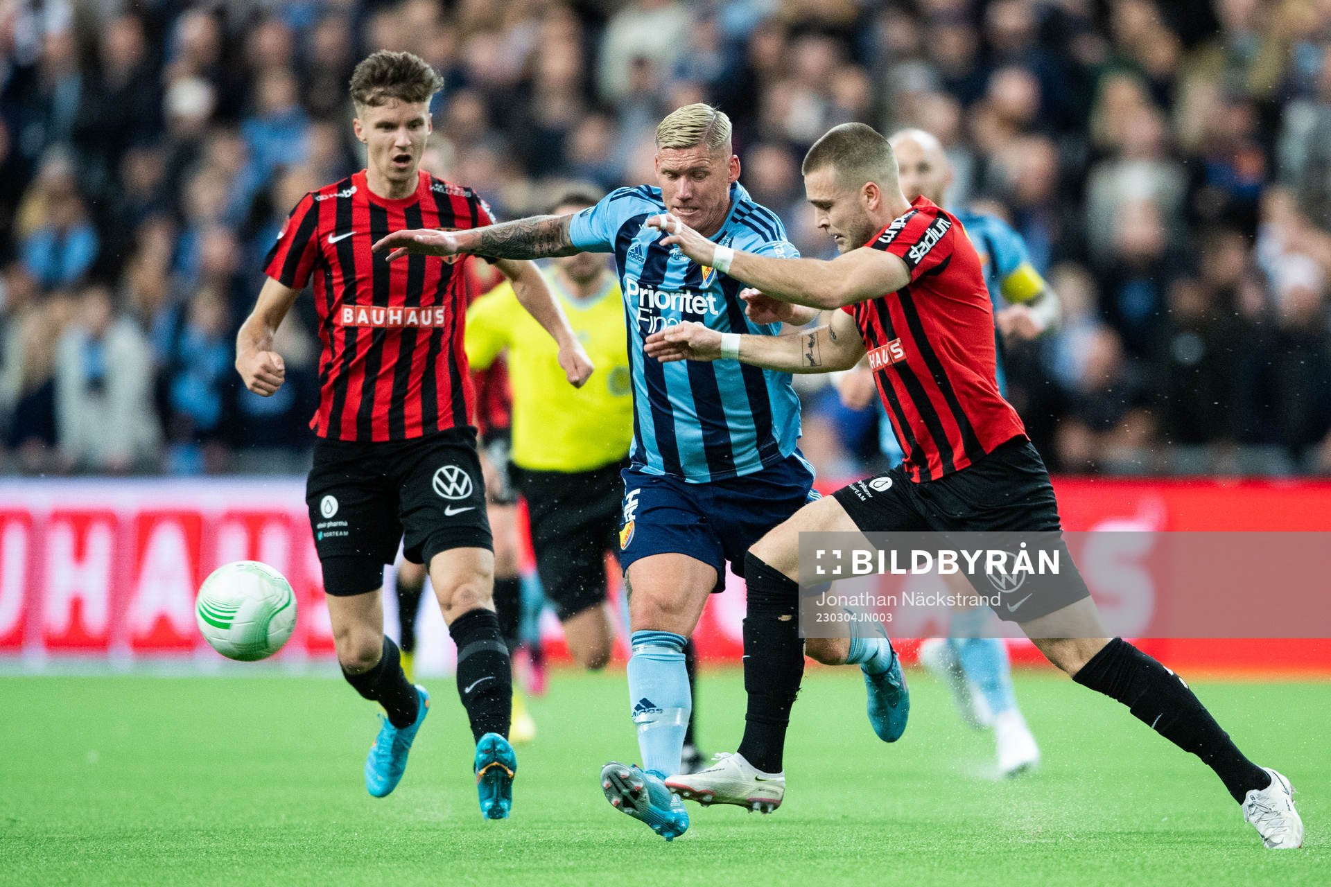 Brommapojkarnas Amadeus Sögaard och Djurgårdens Victor