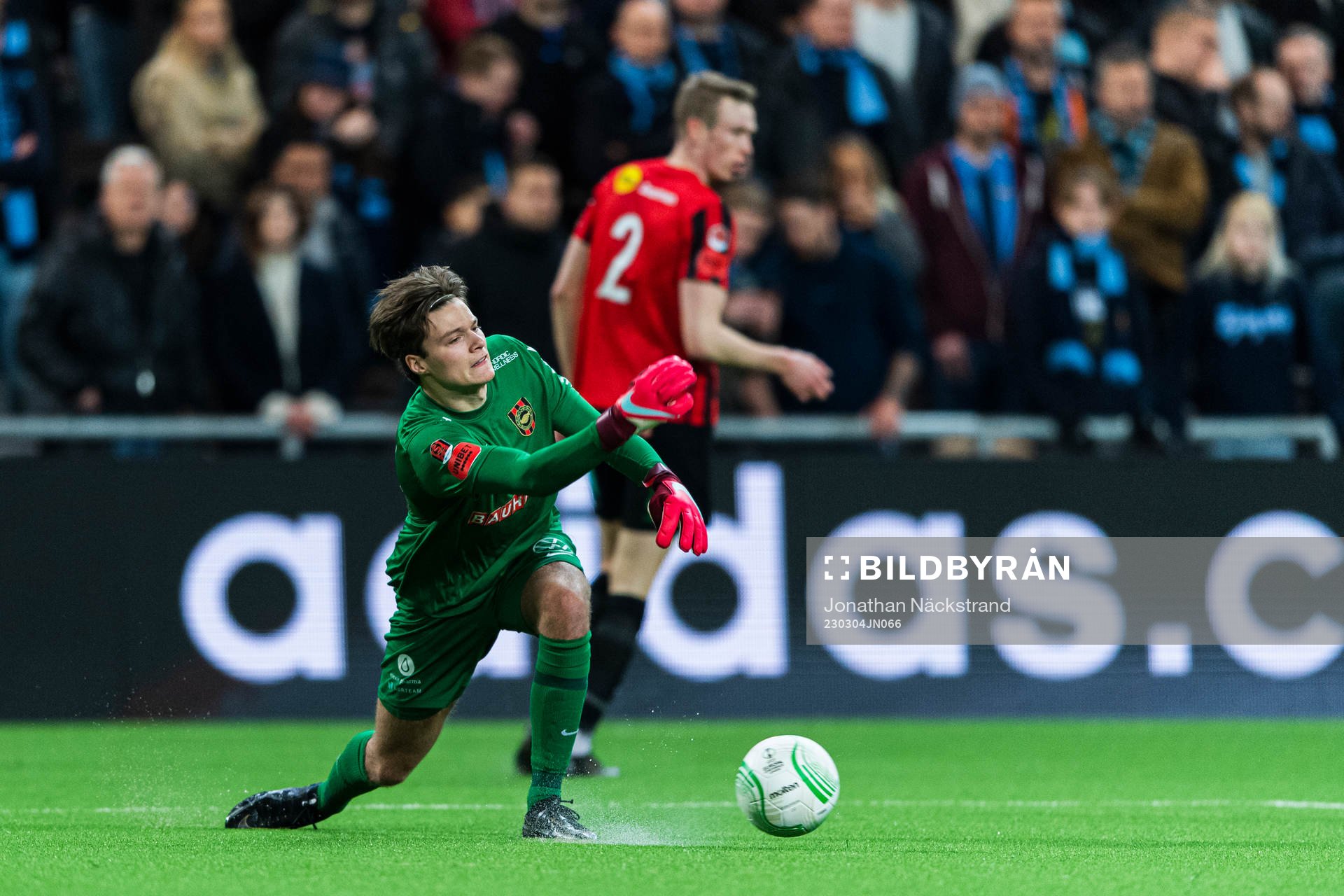 Brommapojkarnas målvakt Filip Sidklev