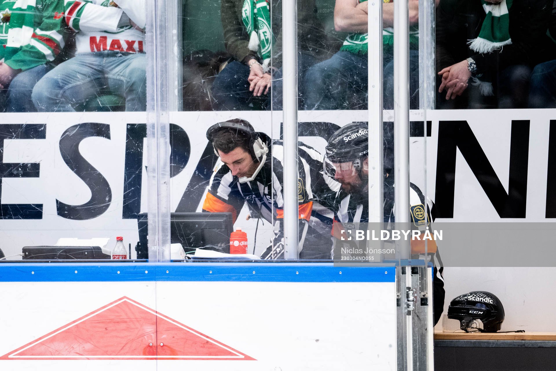 Domare Marcus Linde och domare Kristoffer Folkstrand