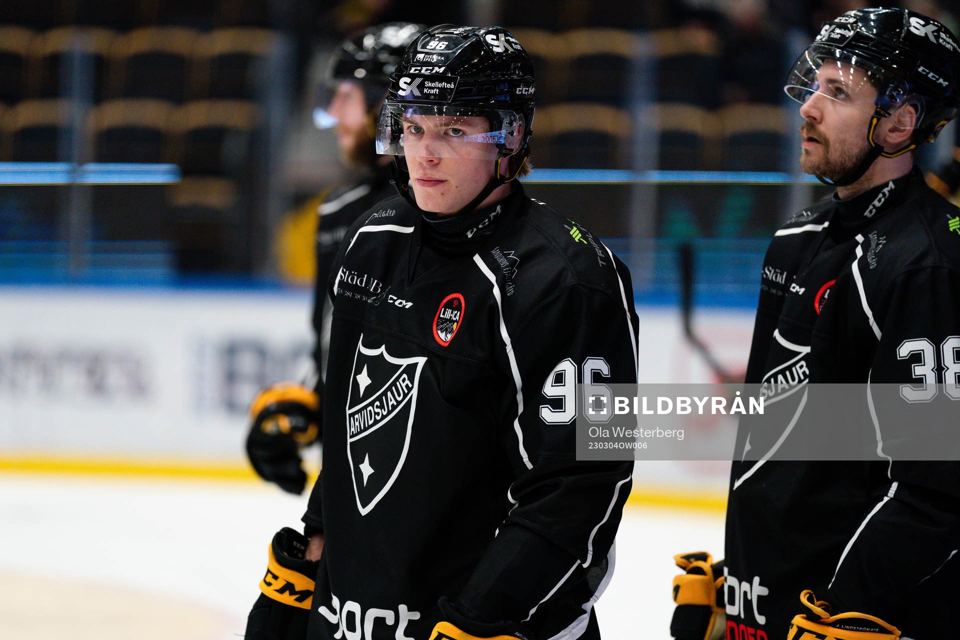 Skellefteås Rickard Hugg i Arvidsjaurs matchtröja
