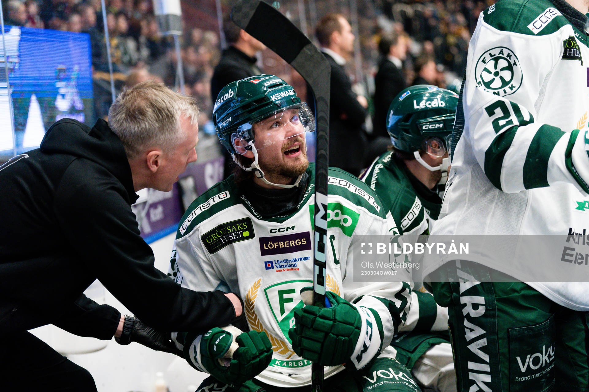 Färjestads Linus Johansson har ont