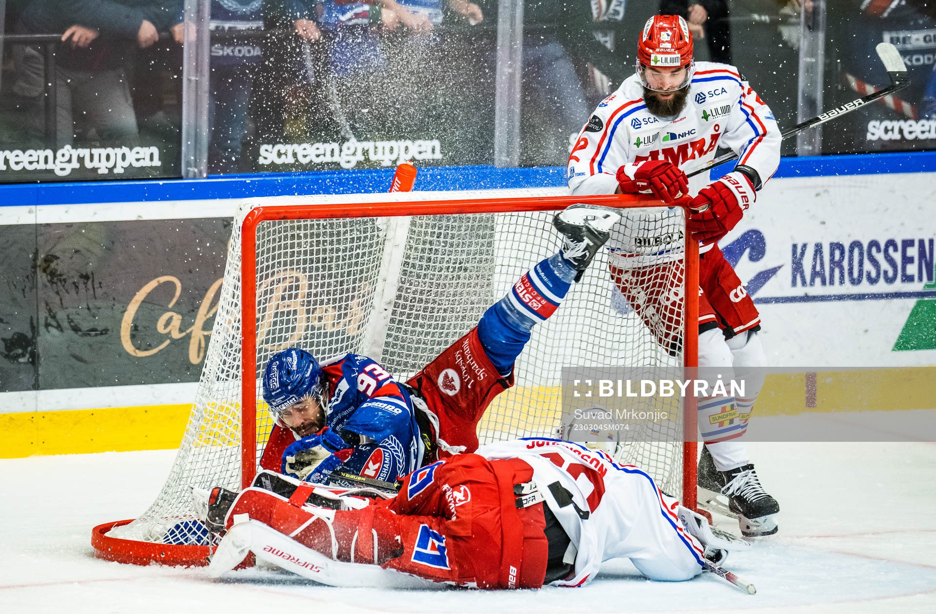 Oskarshamns Cameron Brace mot Timrås målvakt Jacob