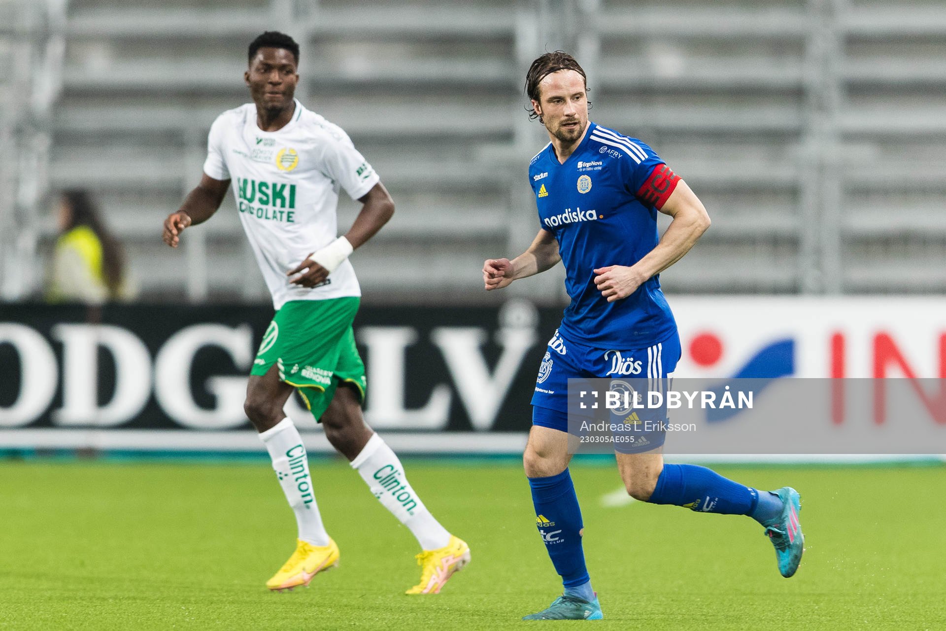 Hammarbys Nathaniel Adjei och GIF Sundsvalls Linus Hallenius