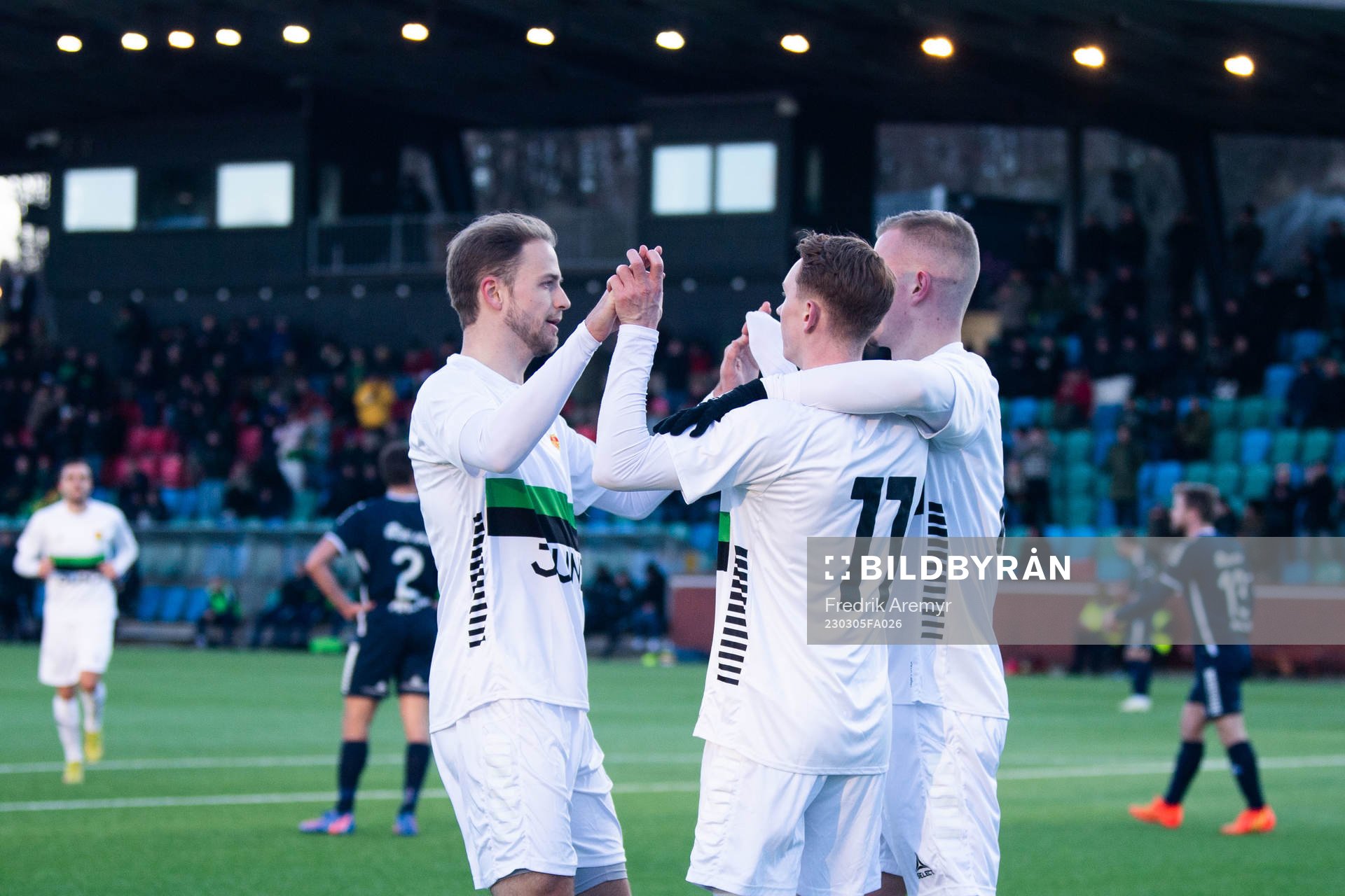 GAIS Julius Lindberg jublar med Rickard Emeka Friday och Alexander Ahl Holmström efter 0-2 under fotbollsmatchen i Svenska Cupen mellan Utsikten och GAIS den 5 mars 2023 i Göteborg.