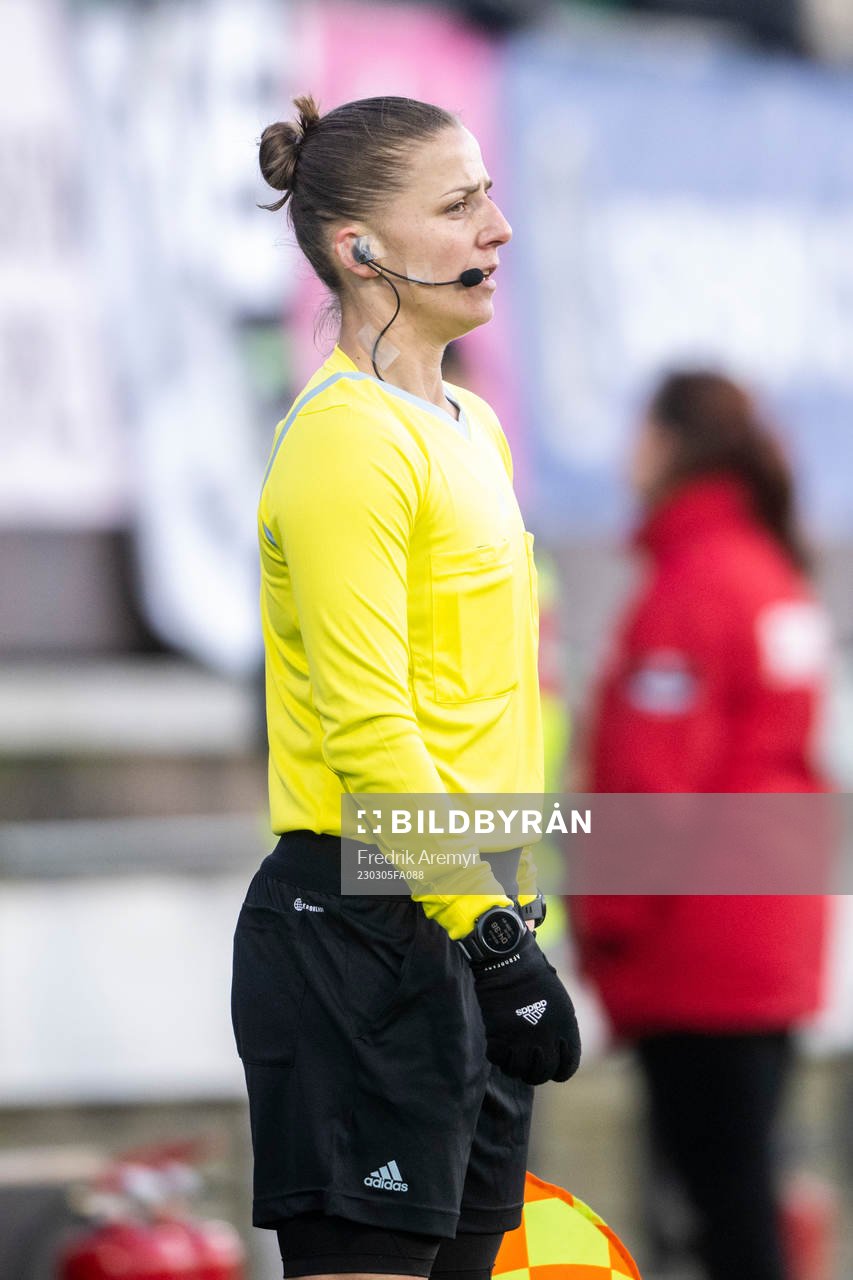 Linjedomare Almira Spahic