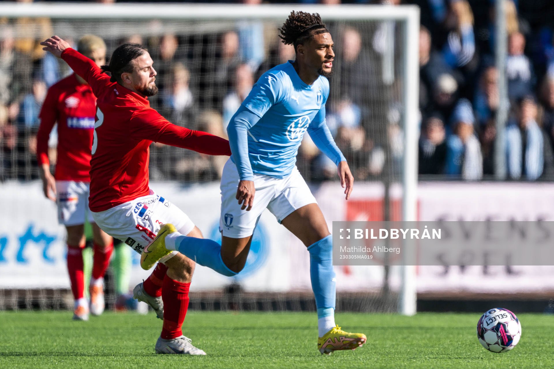 Degerfors Abdelkarim Mammar Chaouche och Malmö FFs Joseph