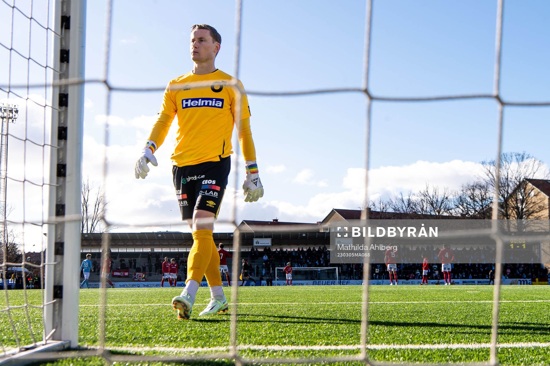 Degerfors målvakt Sondre Lovseth Rossbach deppar