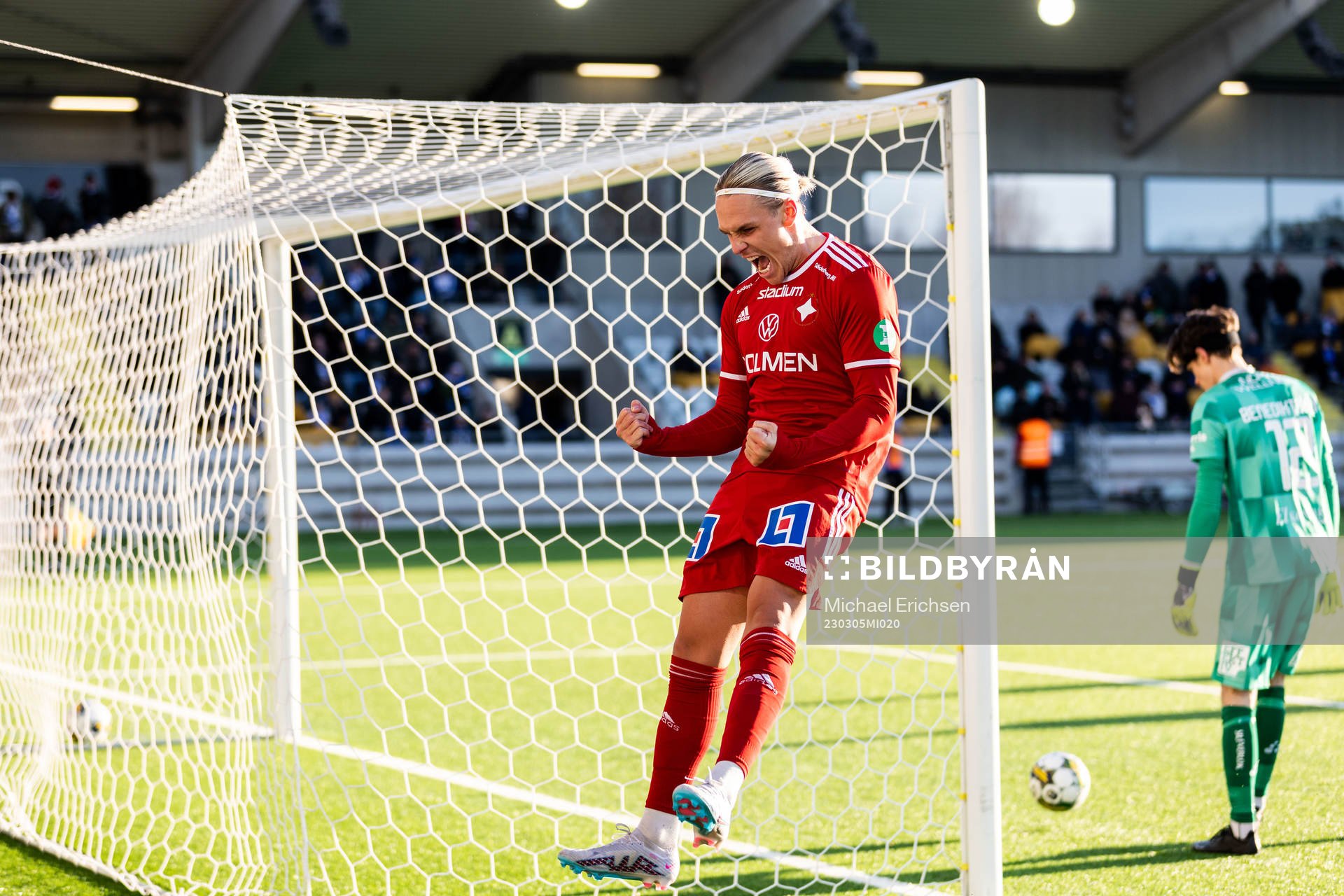 IFK Norrköpings Arnor Sigurdsson jublar