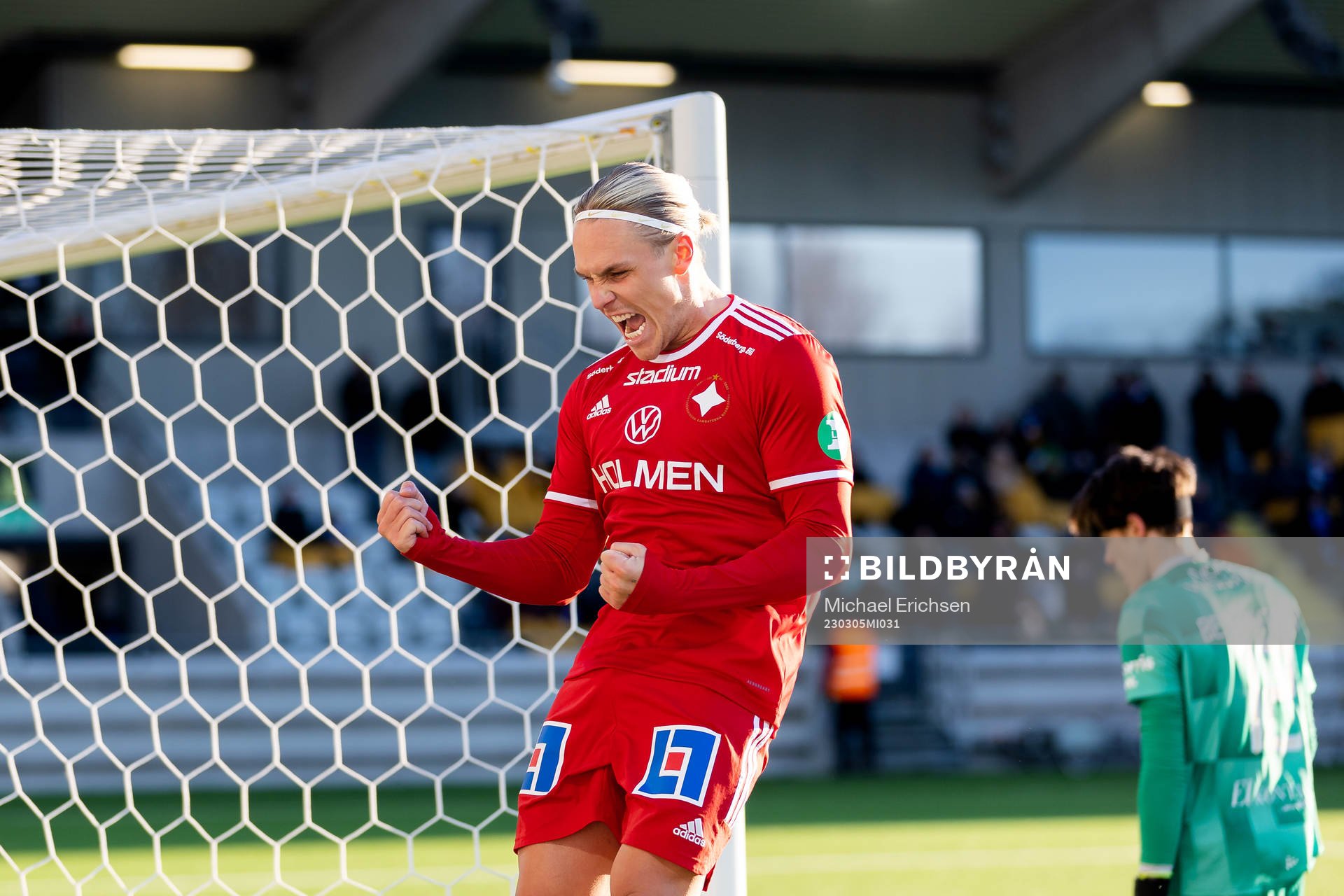 IFK Norrköpings Arnor Sigurdsson jublar