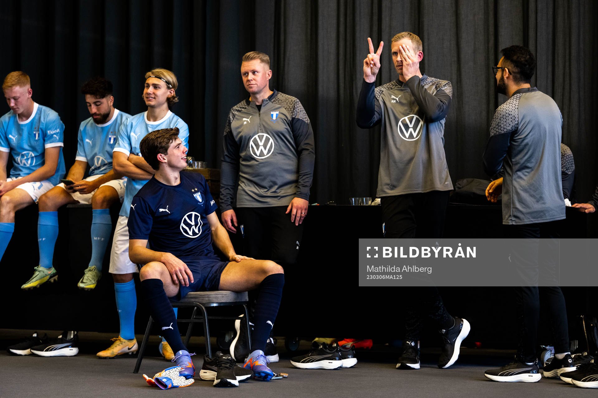 Malmö FFs Målvakt Melker Ellborg, fysioterapeut Jesper