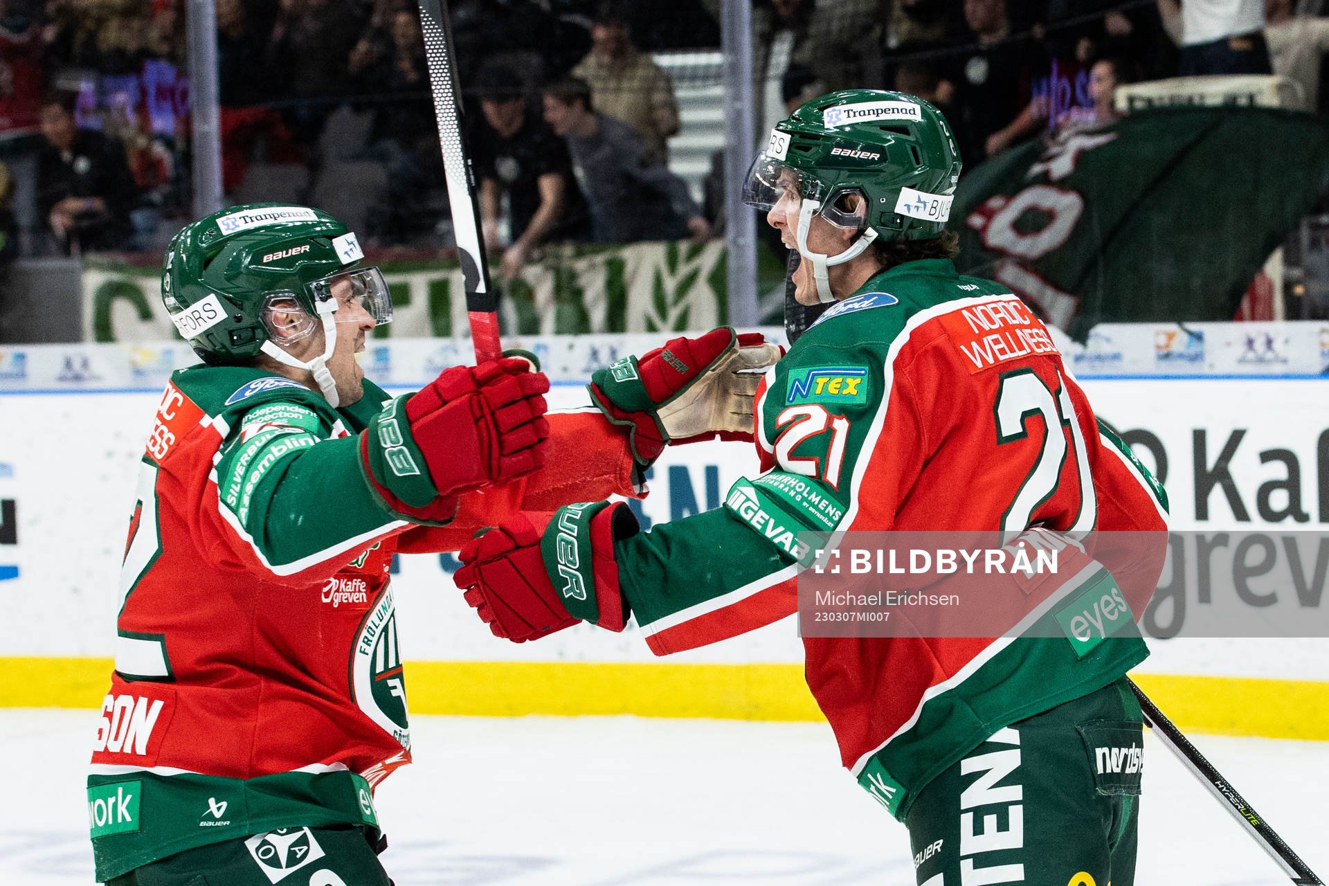 Frölundas Loui Eriksson jublar med Patrik Carlsson