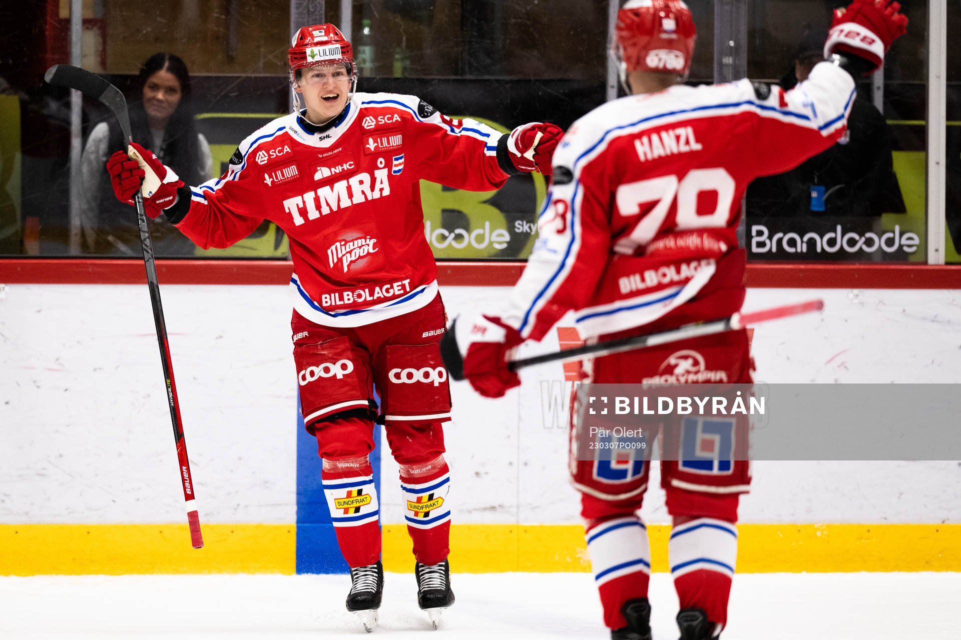 Timrås Axel Rindell jublar