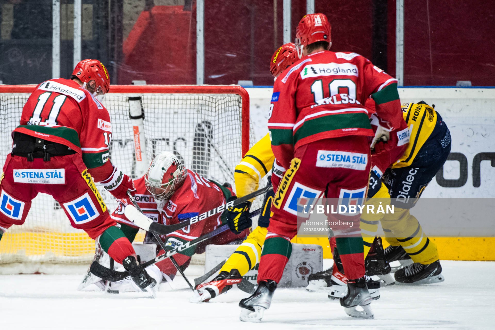 Modos målvakt Kristers Gudlevskis