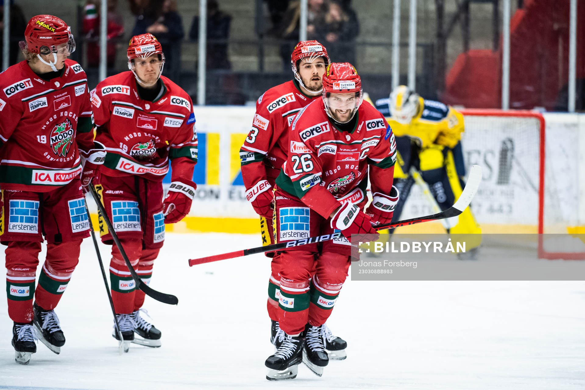 Modos Emil Wahlberg jublar