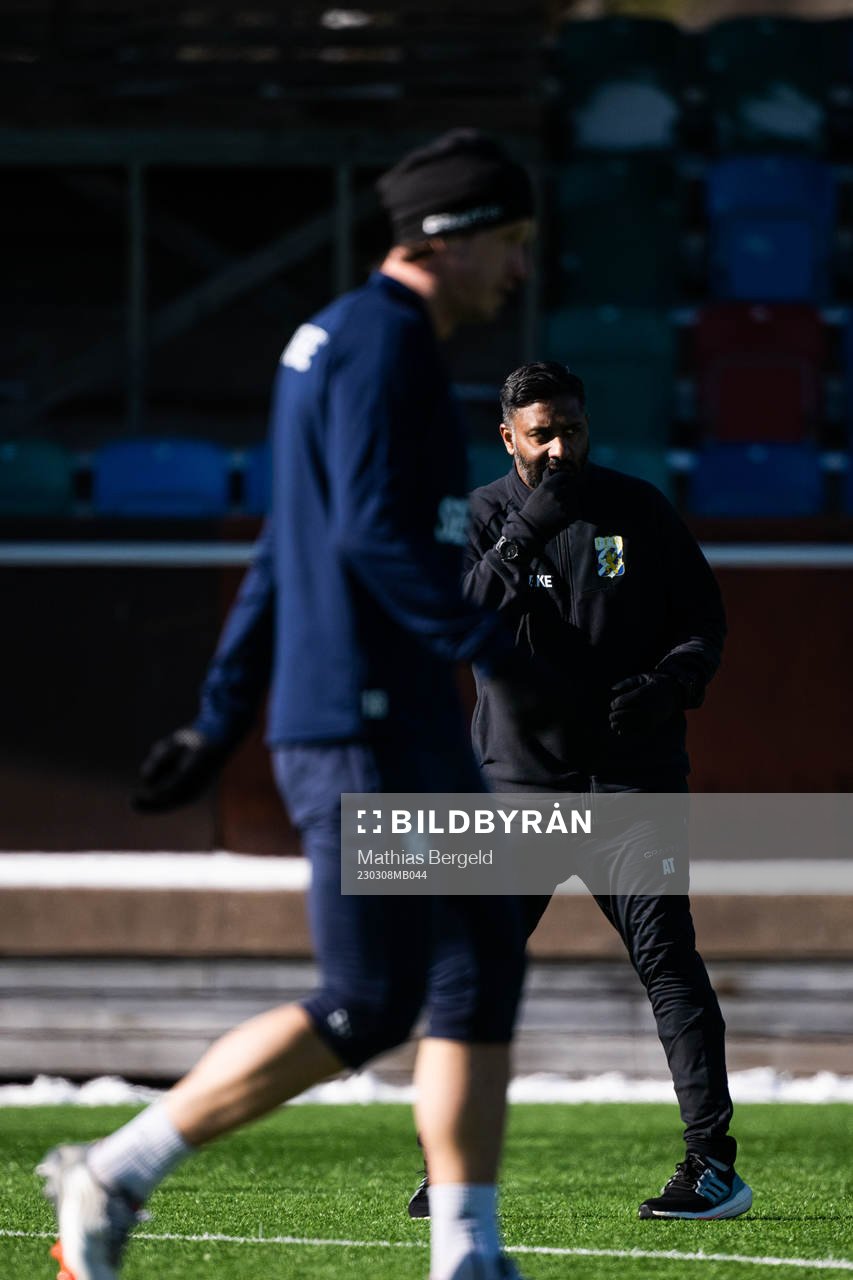 Tillfälliga huvudtränaren Alexander Tengryd