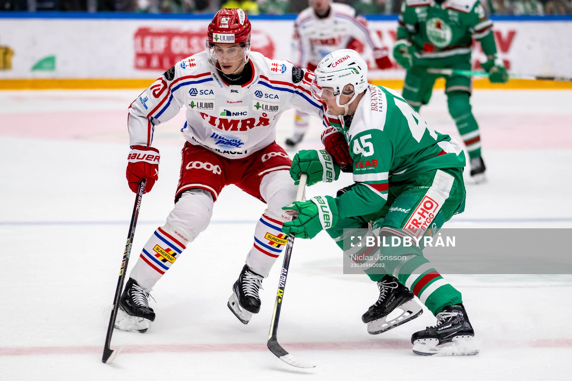 Timrås Robin Alvarez  och Rögles Oskar Hassel