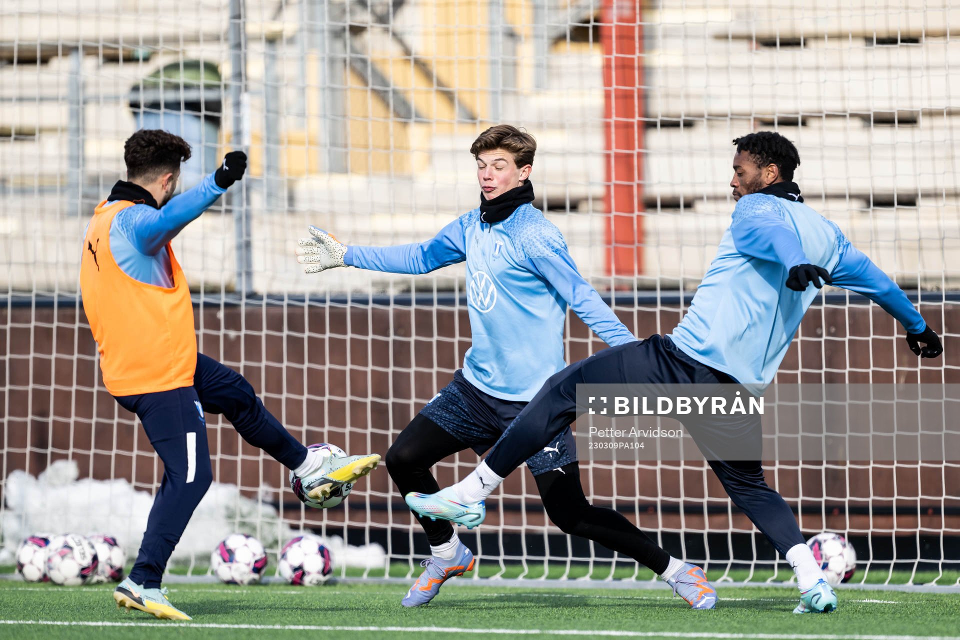 Moustafa Zeidan, målvakt Melker Ellborg och Samuel Kotto