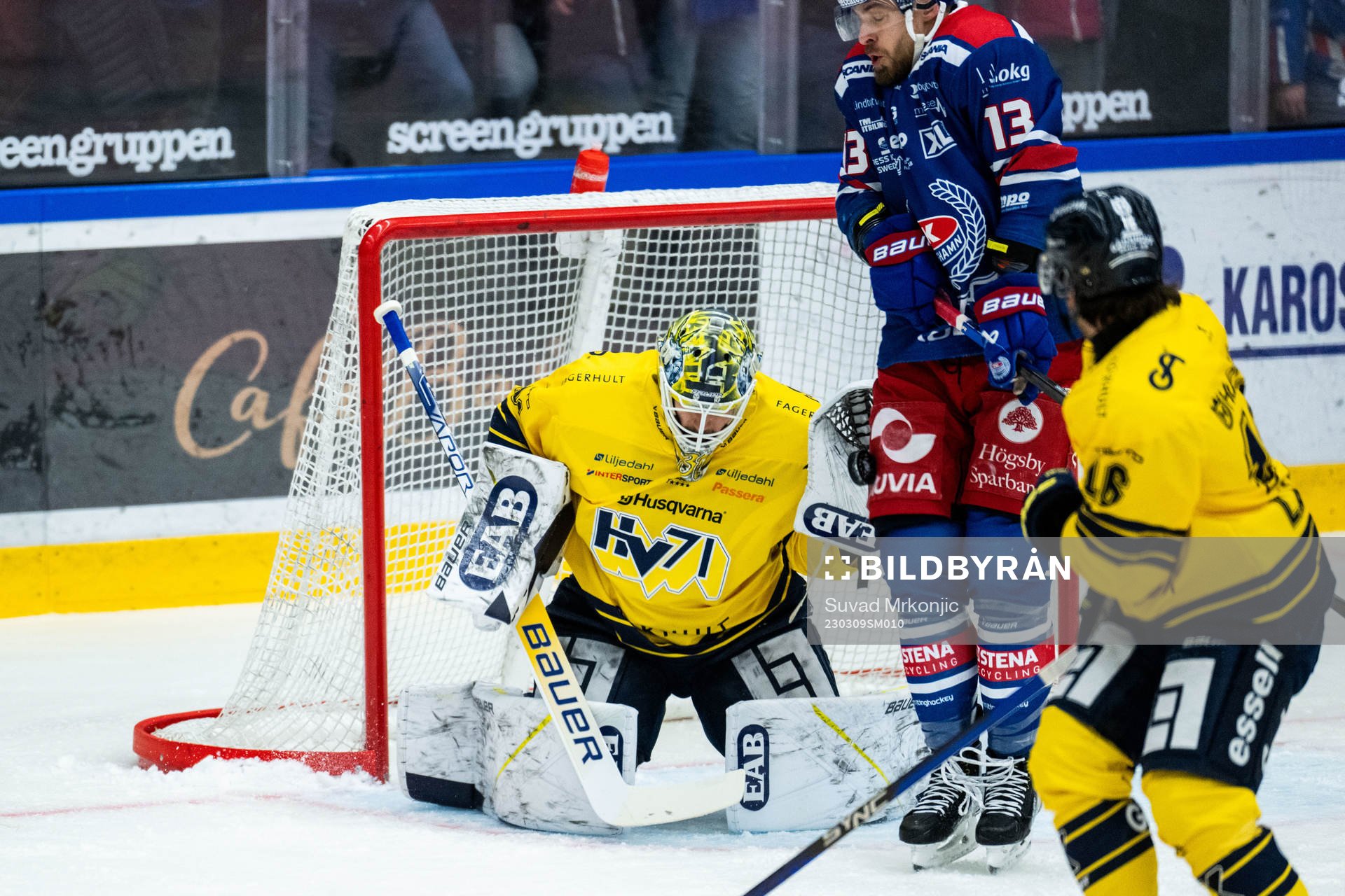 HV71s målvakt Joni Ortio och Oskarshamns Jiri Smejkal