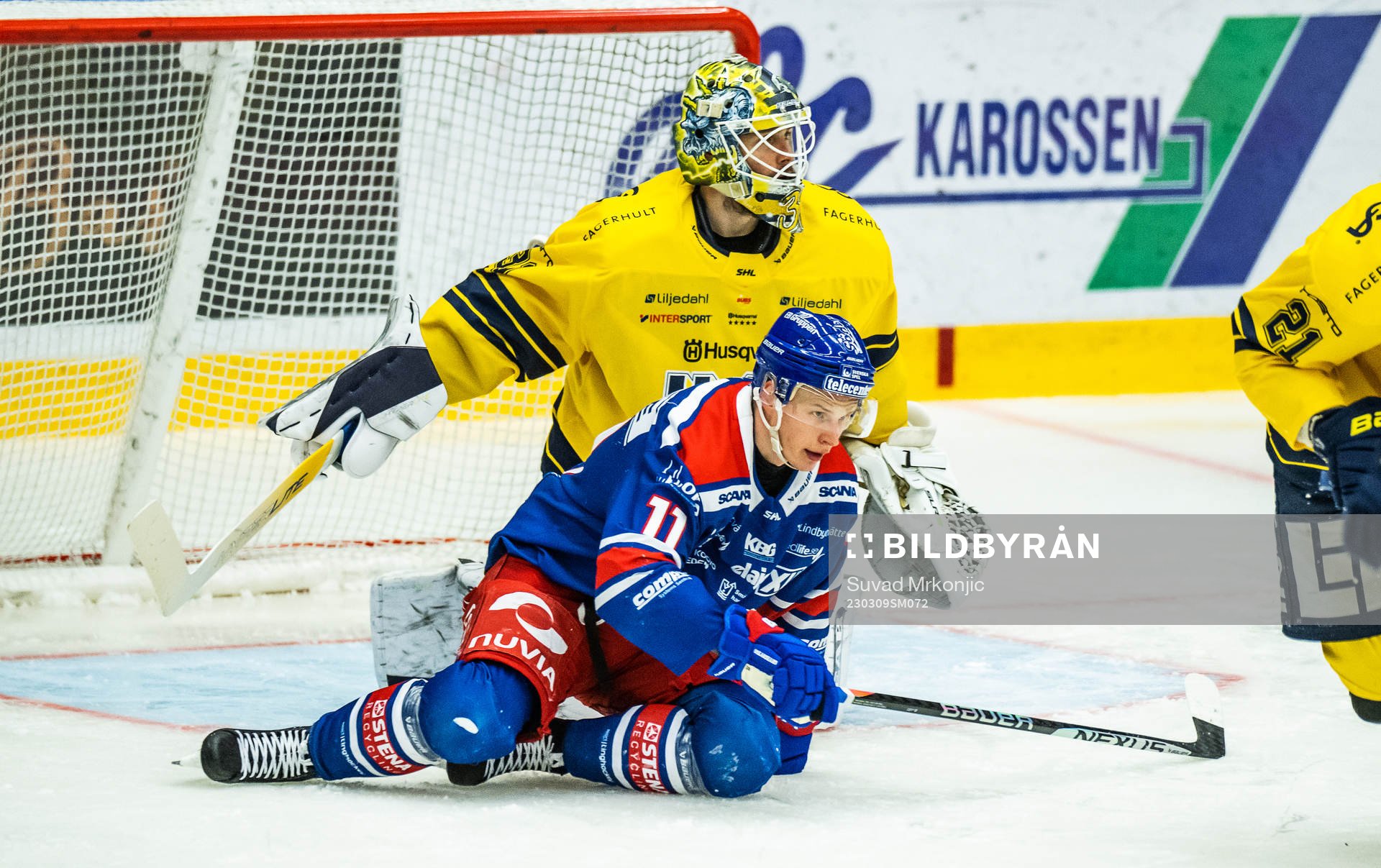 HV71s målvakt Joni Ortio och Oskarshamns Antti Suomela